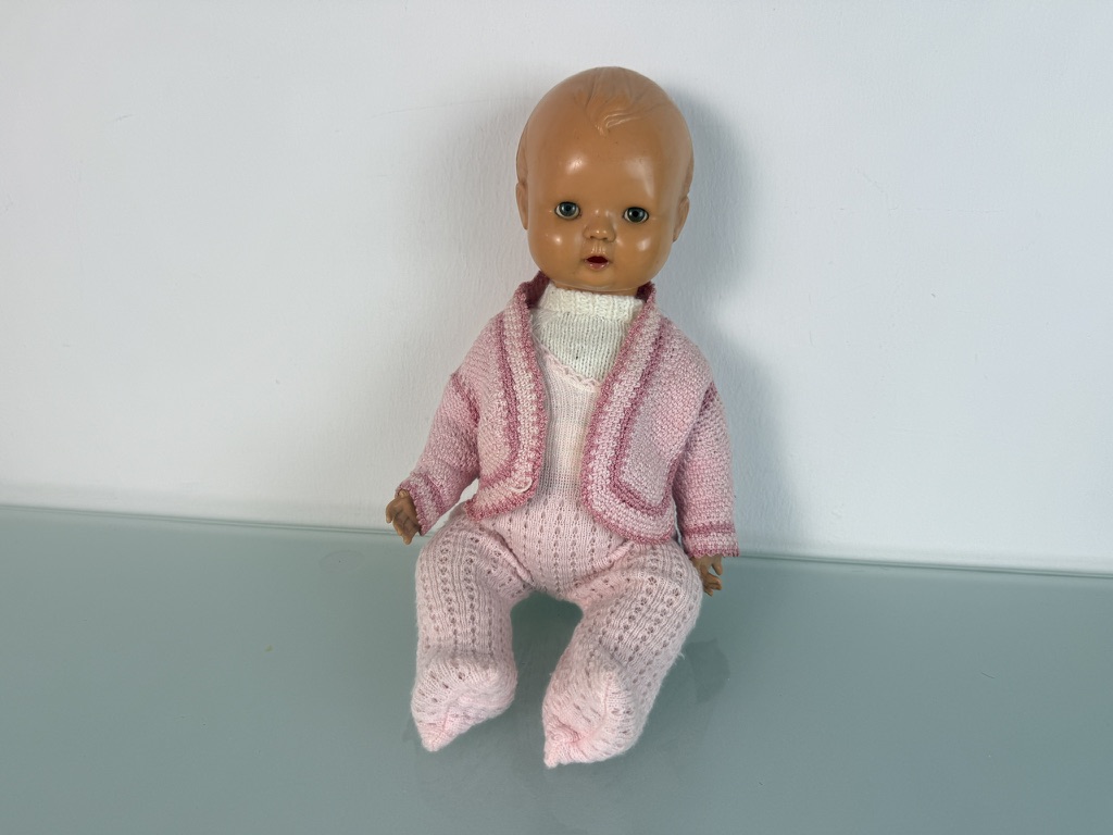 Alte Sammler Zelluloid Puppe 40 cm. Zustand Siehe Fotos.   