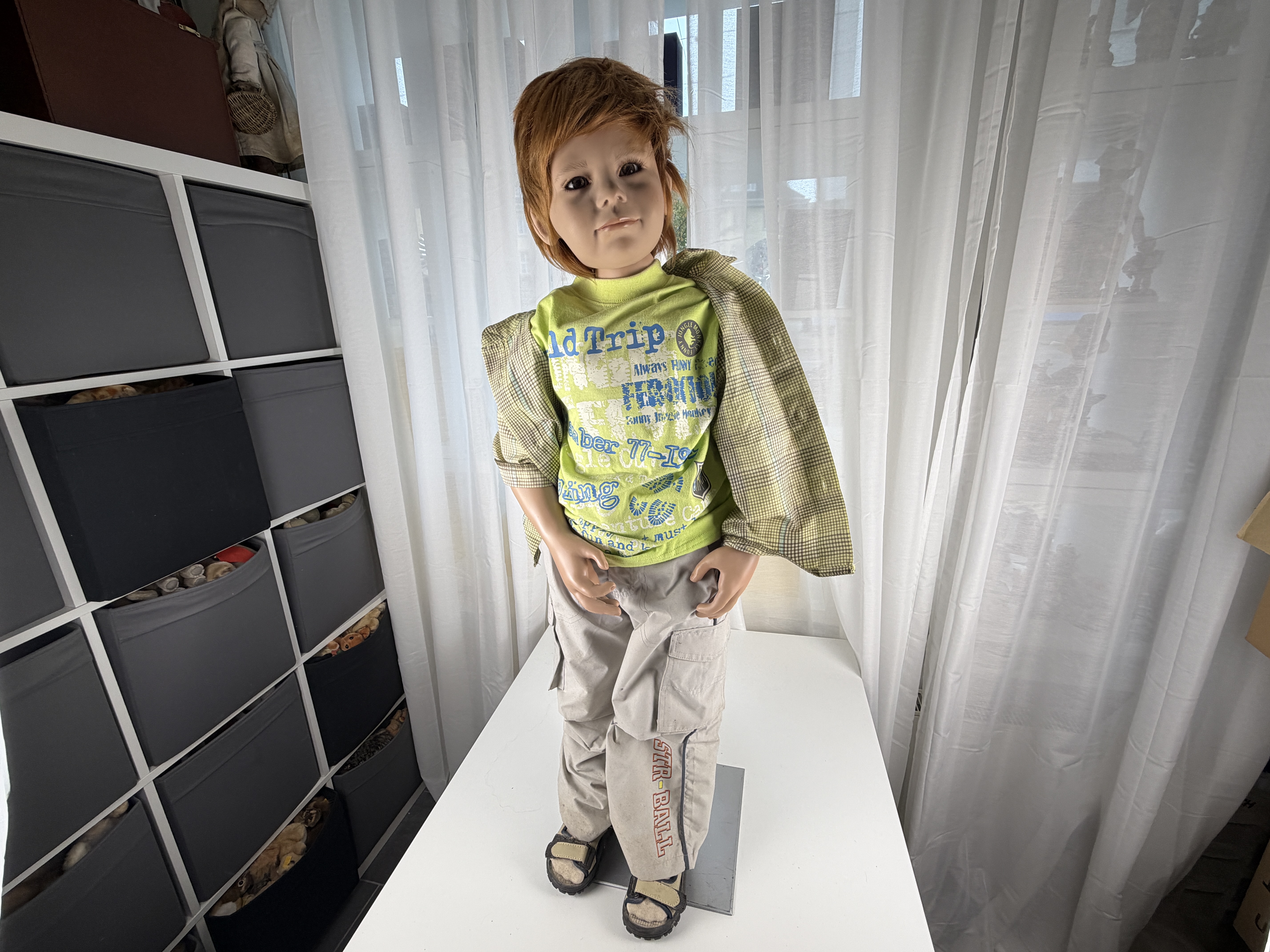 Künstlerpuppe Susan Lippl Vinyl Puppe 98 cm. Guter Zustand siehe Fotos 