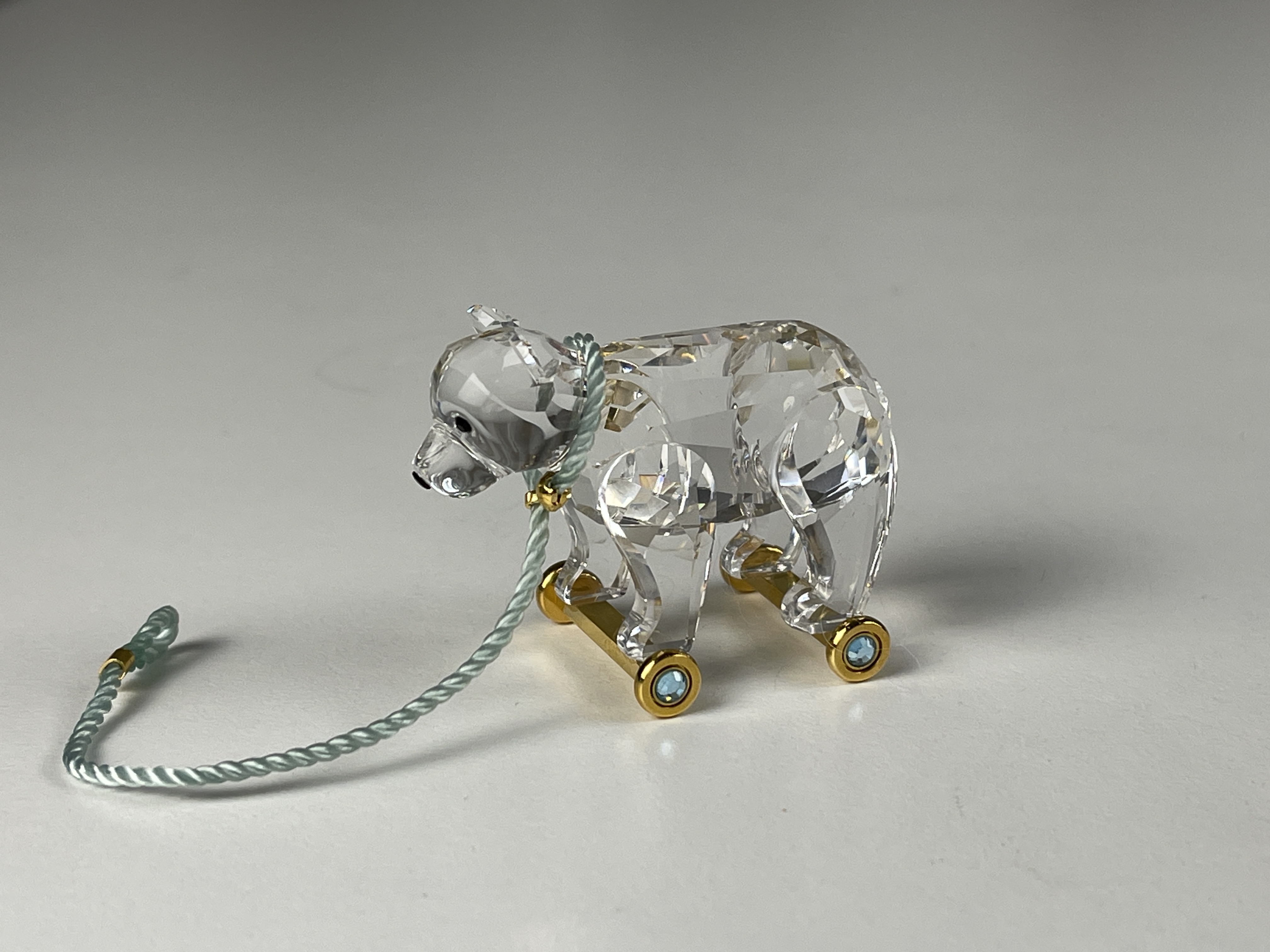 Swarovski Figur 253447 Bär auf Rollen 4,3 cm Top Zustand