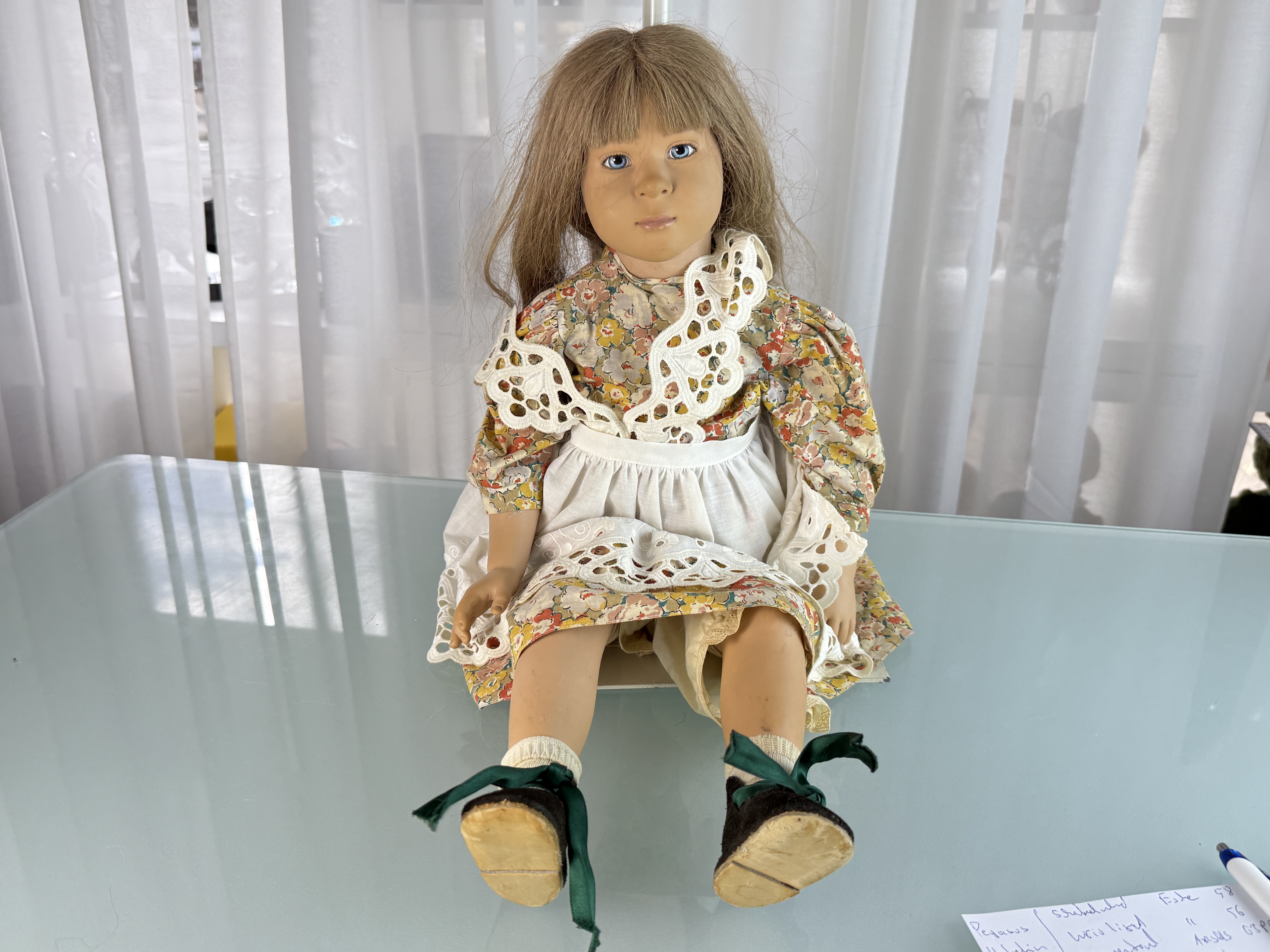 Künstlerpuppe Sigikid Sabine Esche Vinyl Puppe 63 cm. Raucherhaushalt 