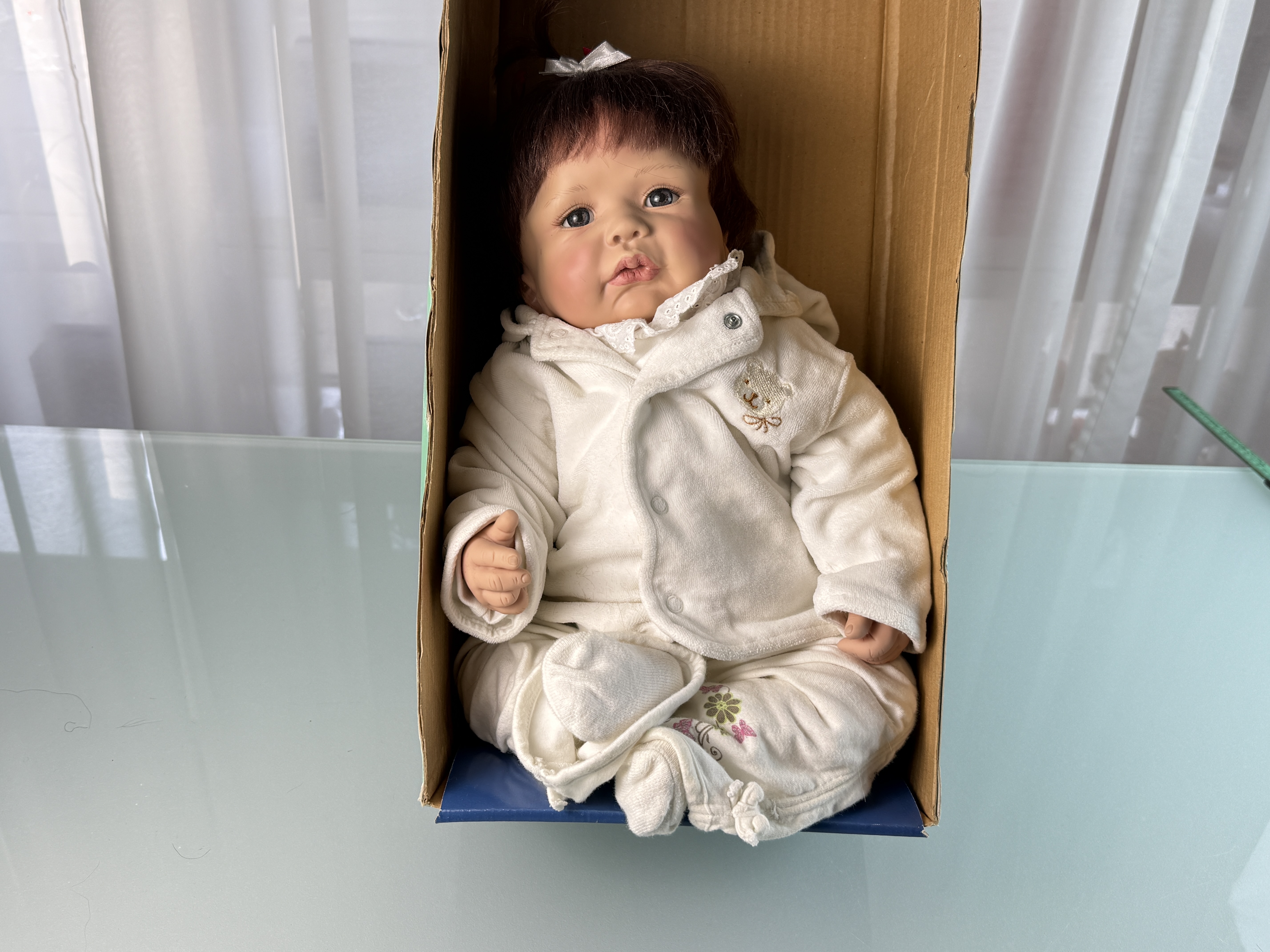 Künstlerpuppe Puppe Monika Levenig Vinyl Puppe 48 cm. Guter Zustand siehe Fotos 