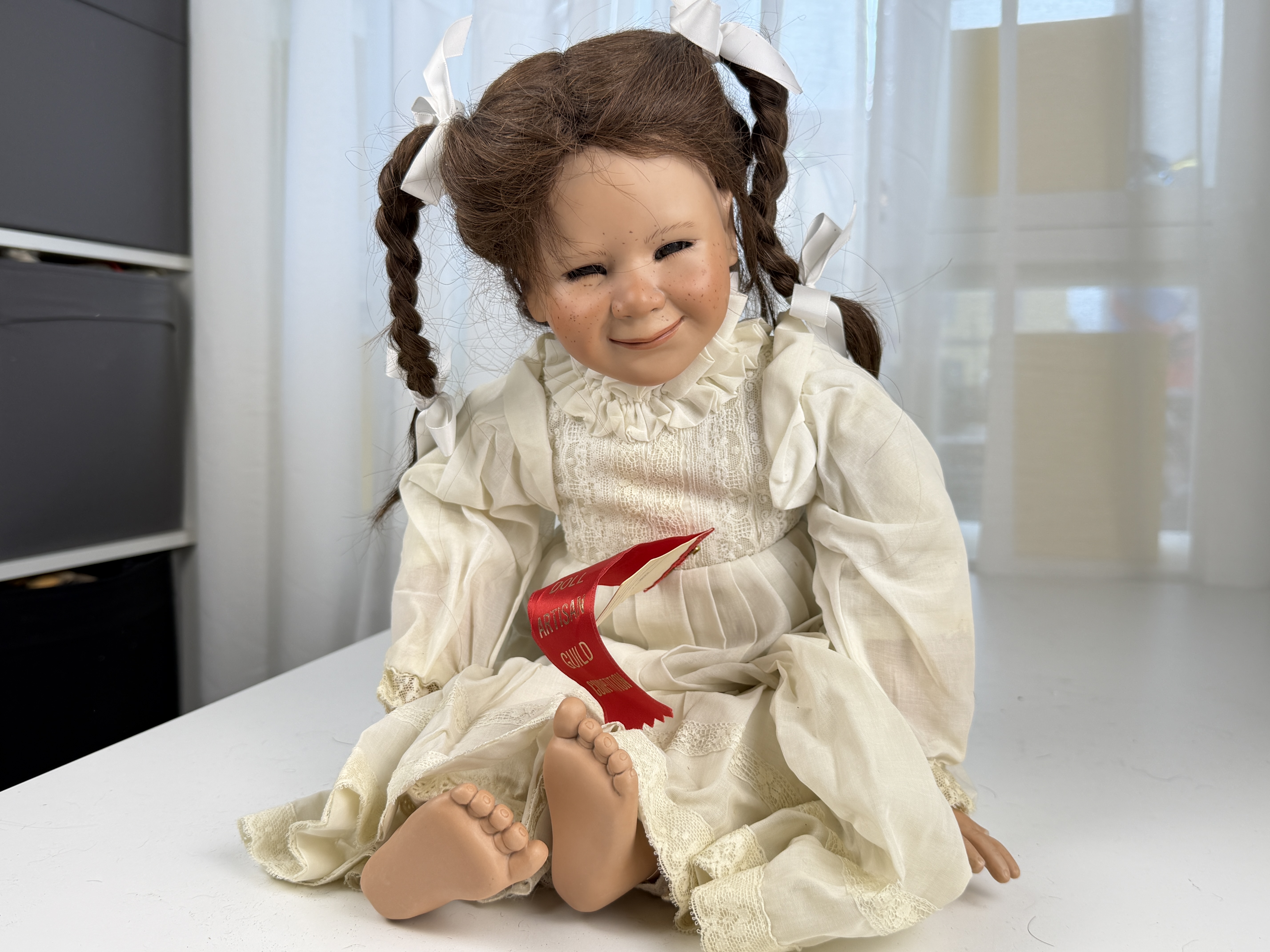 Künstlerpuppe Inge Enderle Porzellan Puppe 55 cm. Zustand siehe Fotos 