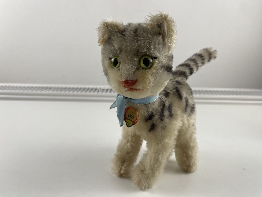 Steiff Tier Stofftier Sammler Katze 16 cm Zustand siehe Fotos  