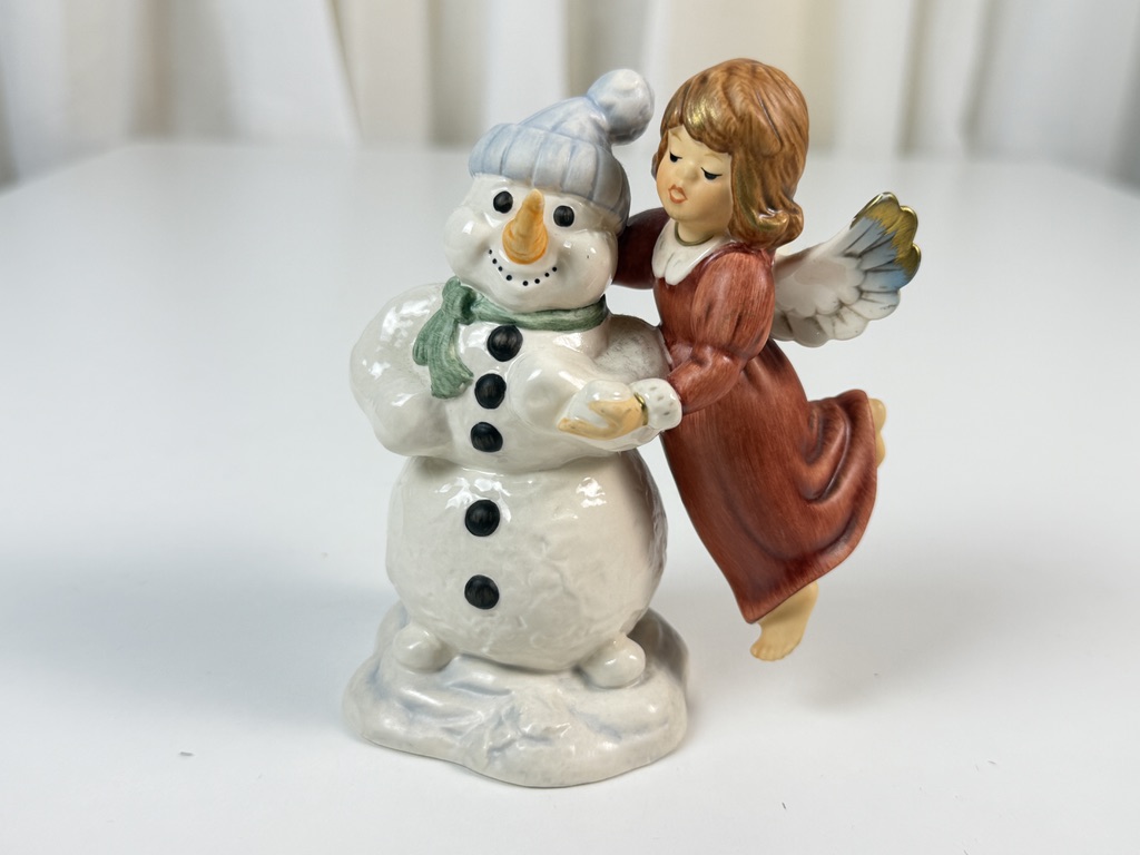 Goebel Figur 44 076 Engel mit Schneemann 11,5 cm. 1 Wahl. Top Zustand 
