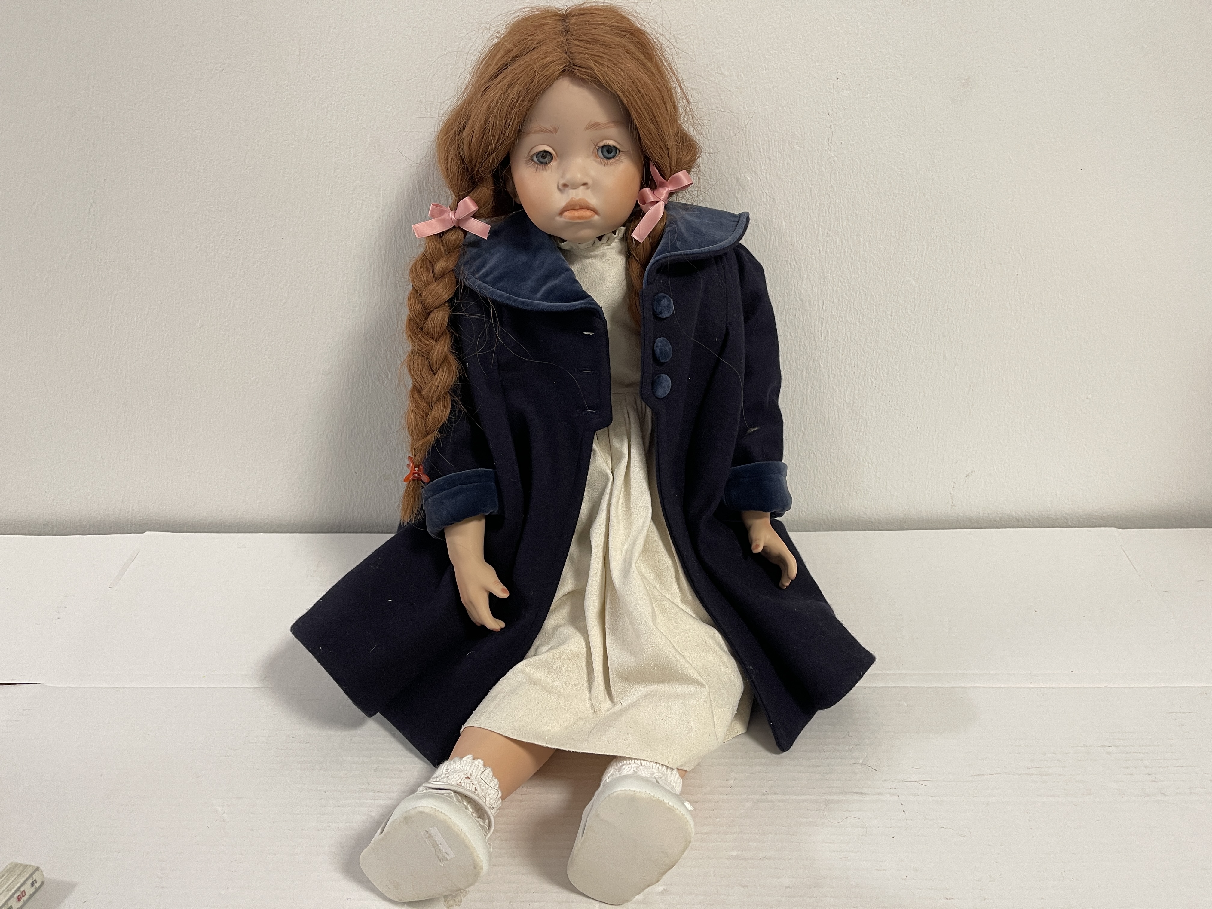 Porzellan Künstlerpuppe Puppe 65 cm. Top Zustand.   