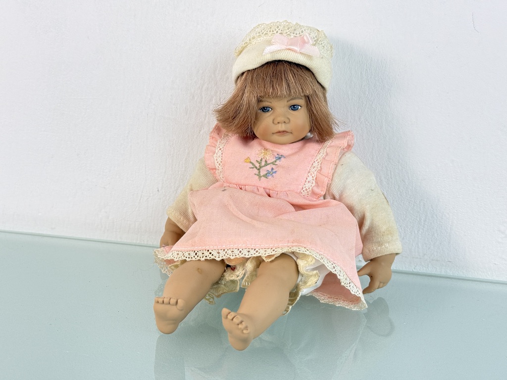 Künstlerpuppe Heidi Ott Vinyl Puppe 22 cm Top Zustand  