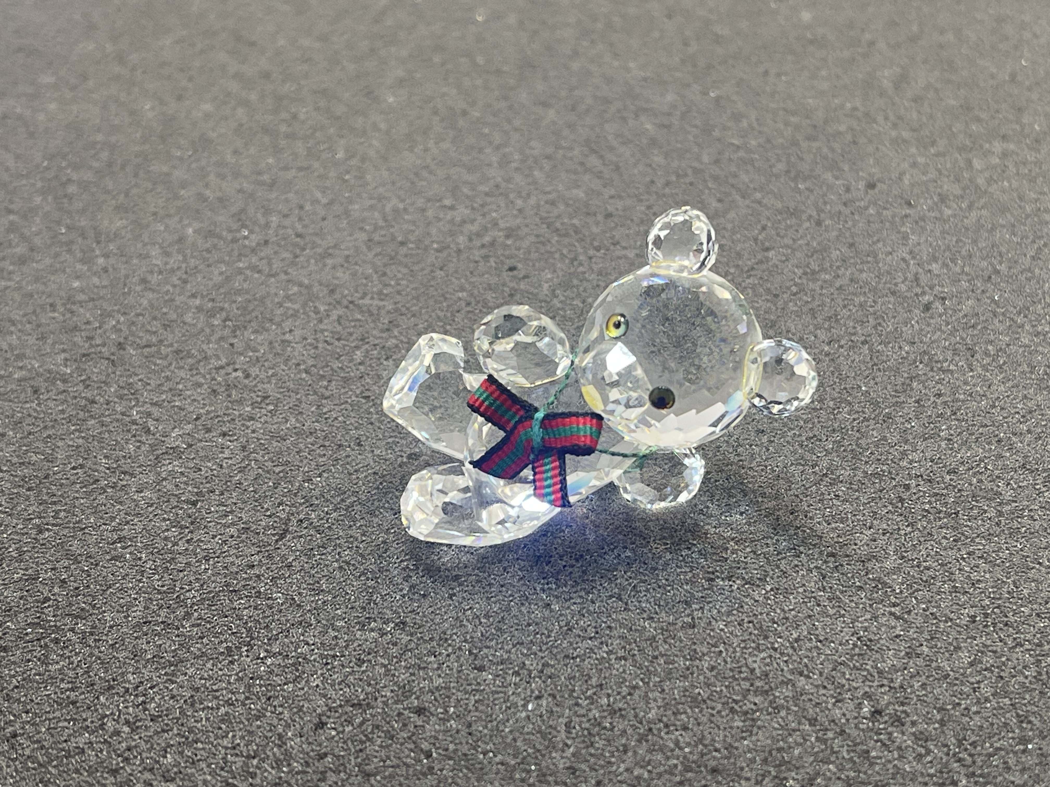  Swarovski Figur 174957 Kris Bär liegend 4,5 cm. Top Zustand  