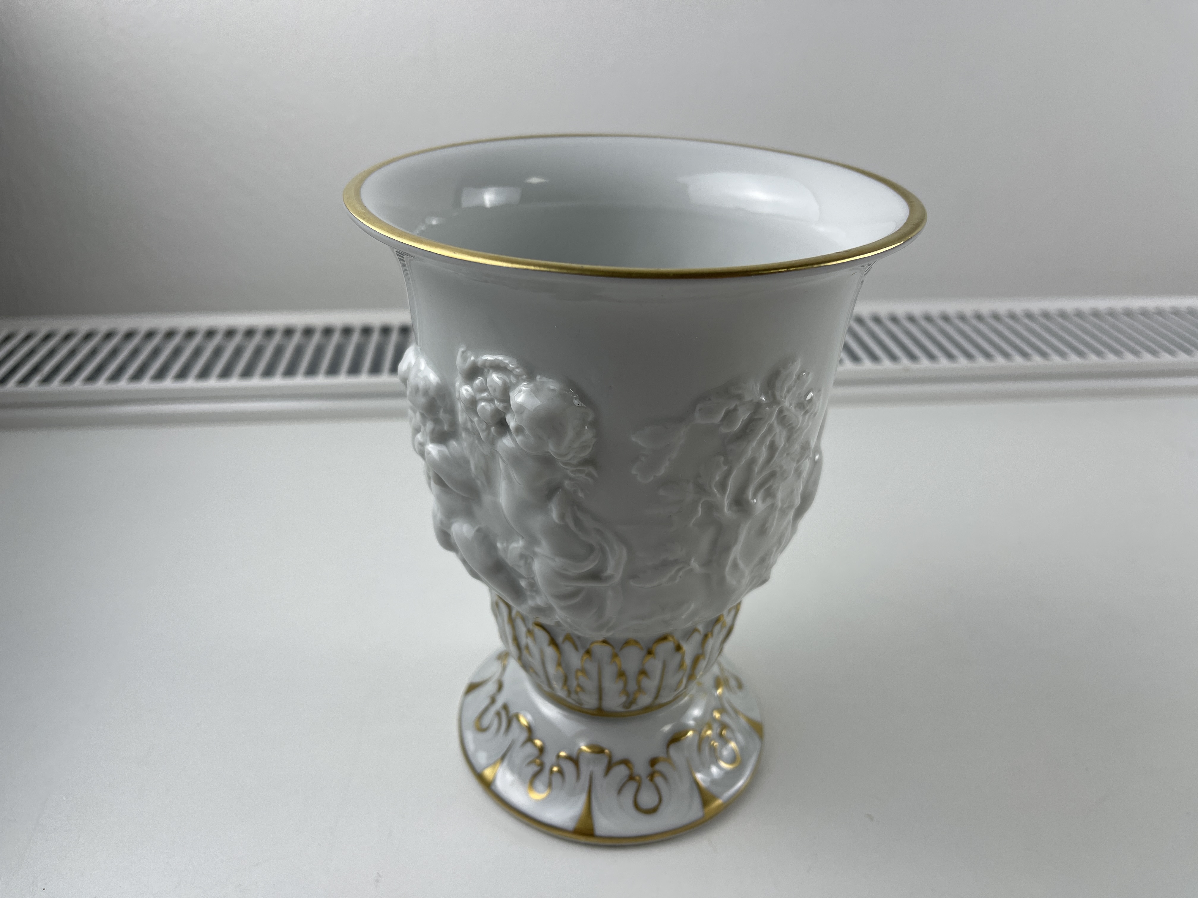 PMP Sammler Porzellan Figur Vase 18 cm. Top Zustand    