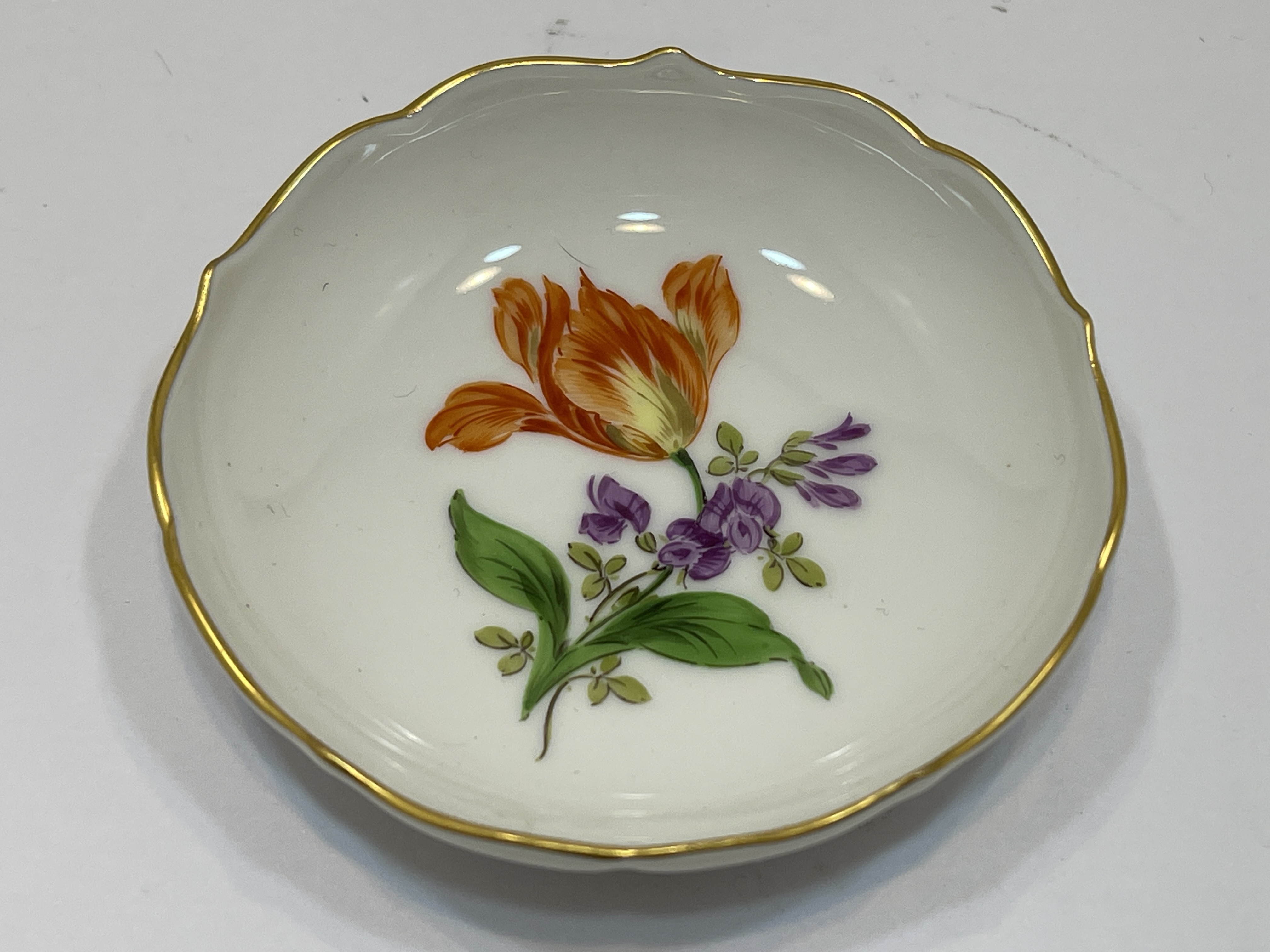 Meissen Schale 2,5 x 8 cm.  1 Wahl Top Zustand 