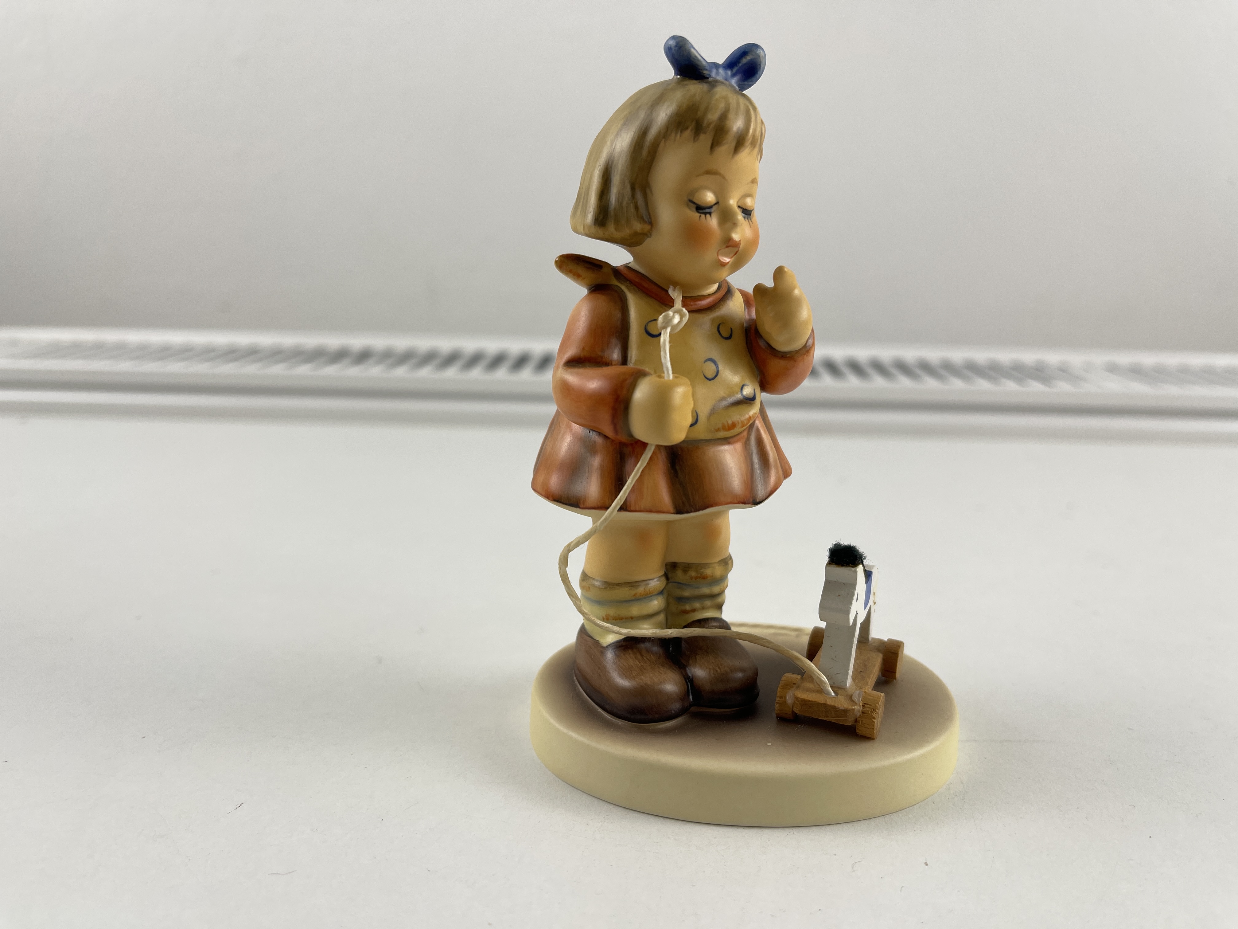  Hummel Figur 2019 Bleib ja da ! 11,7 cm 1 Wahl Top Zustand 