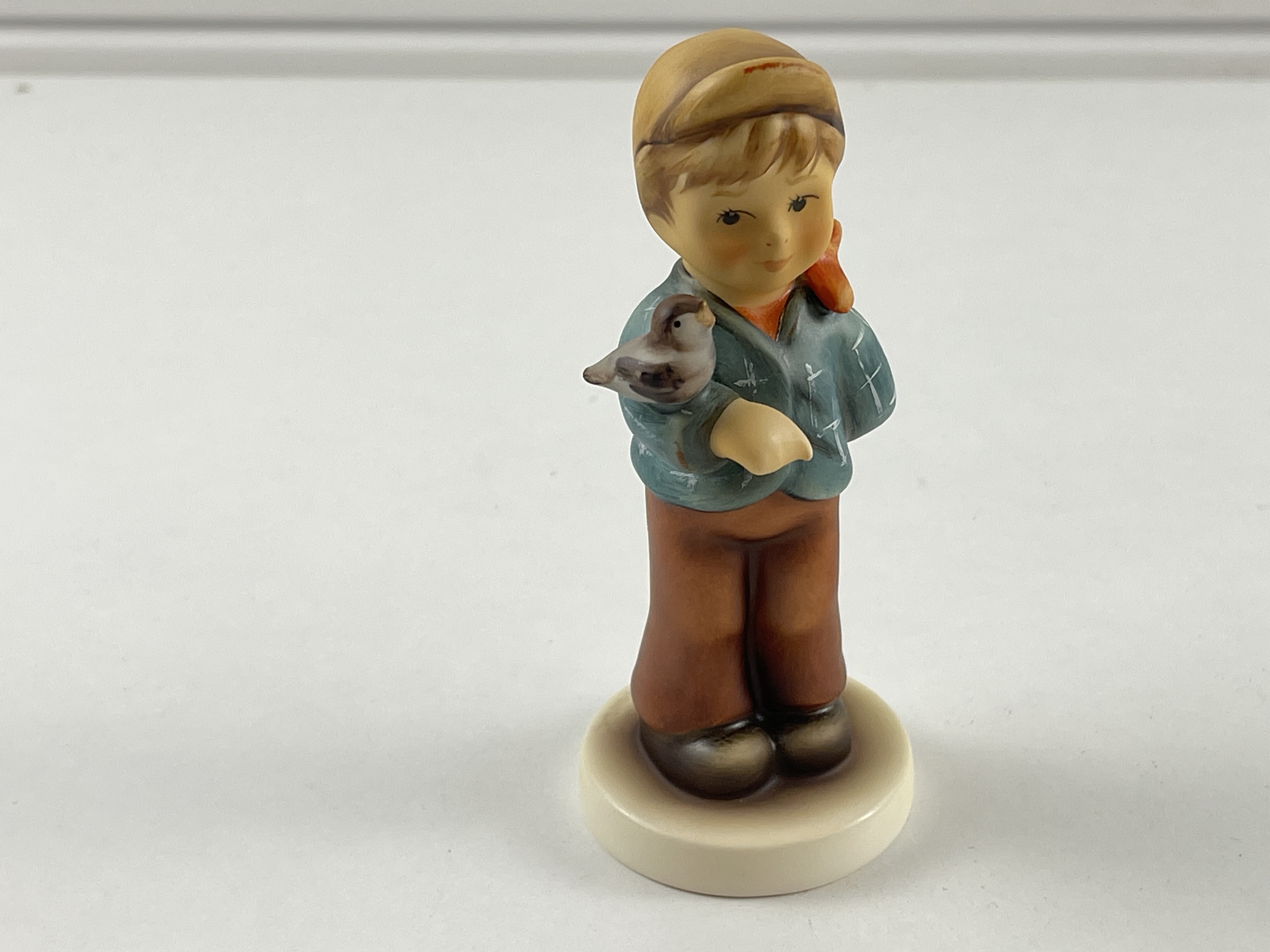 Hummel Figur 2453 Benjamin 11 cm. 1 Wahl. Top Zustand