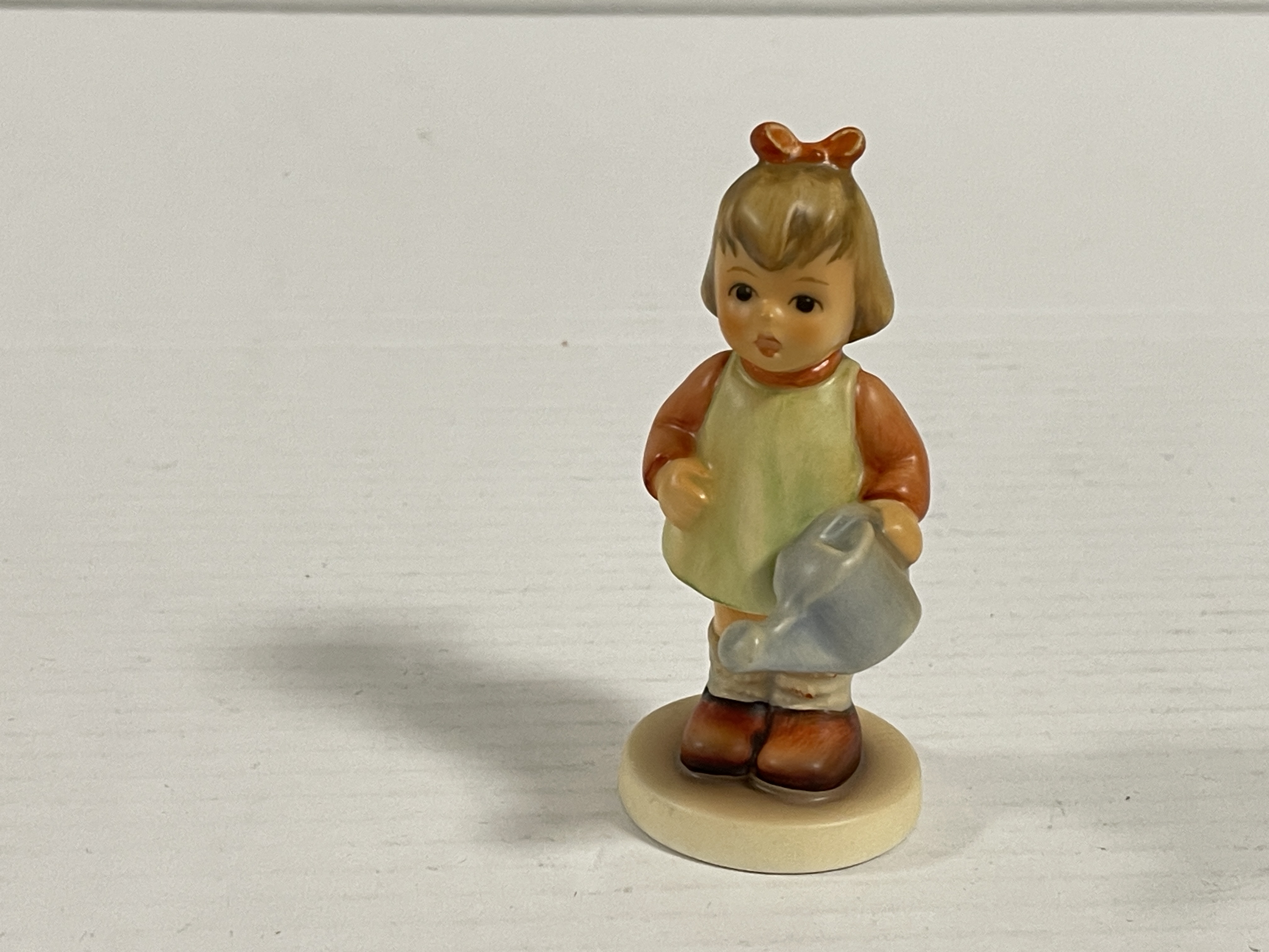 Hummel Figur 729 muss noch Gießen 10 cm. 1 Wahl. Top Zustand  
