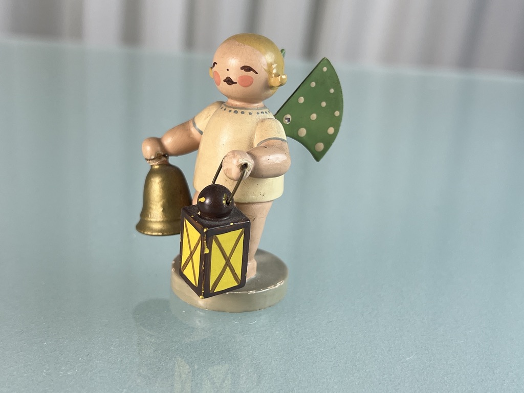 Erzgebirge Figur Sammlerfigur Holz 6 cm. Guter Zustand siehe Fotos