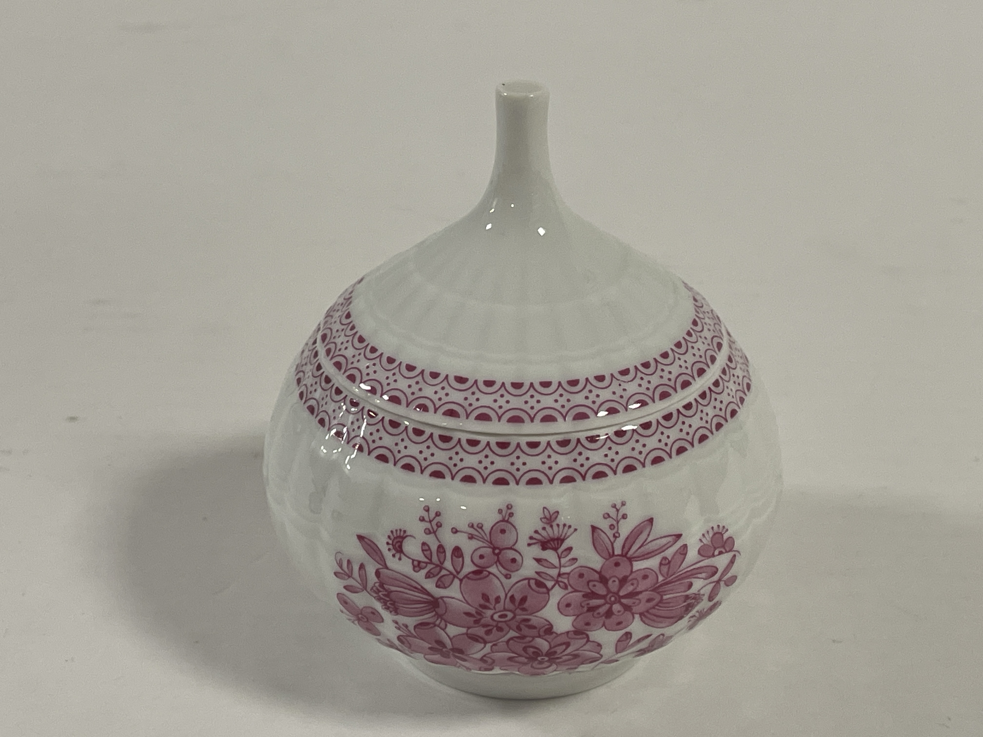  Hutschenreuther Porzellan Zuckerdose 10 cm. Top Zustand.  