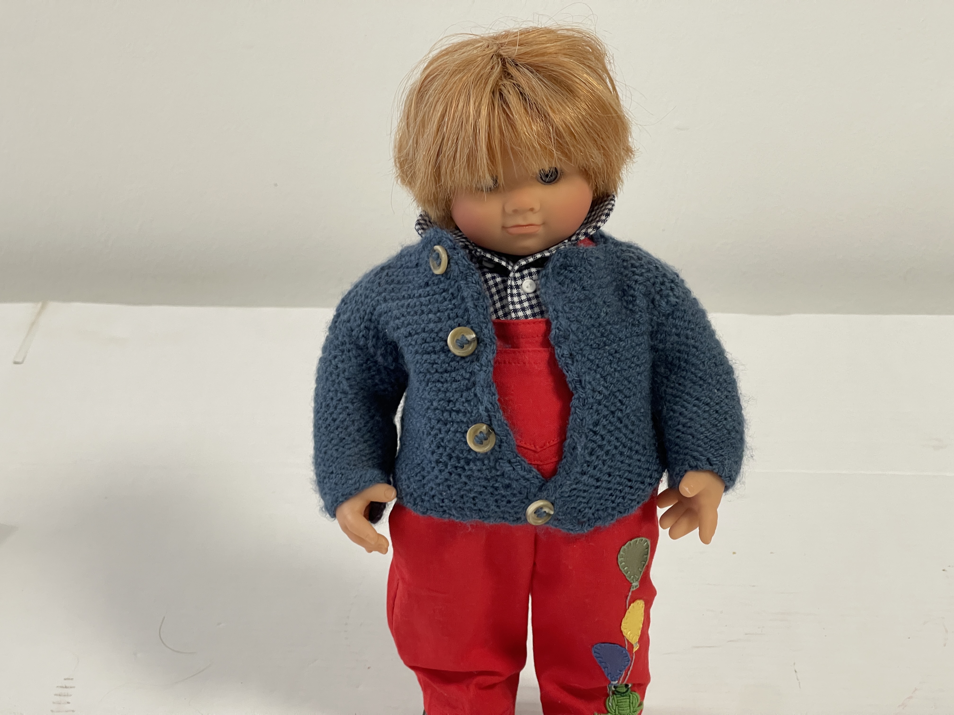 Künstlerpuppe Rosemarie Anna Müller Vinyl Puppe Leopold 33 cm. Top Zustand 