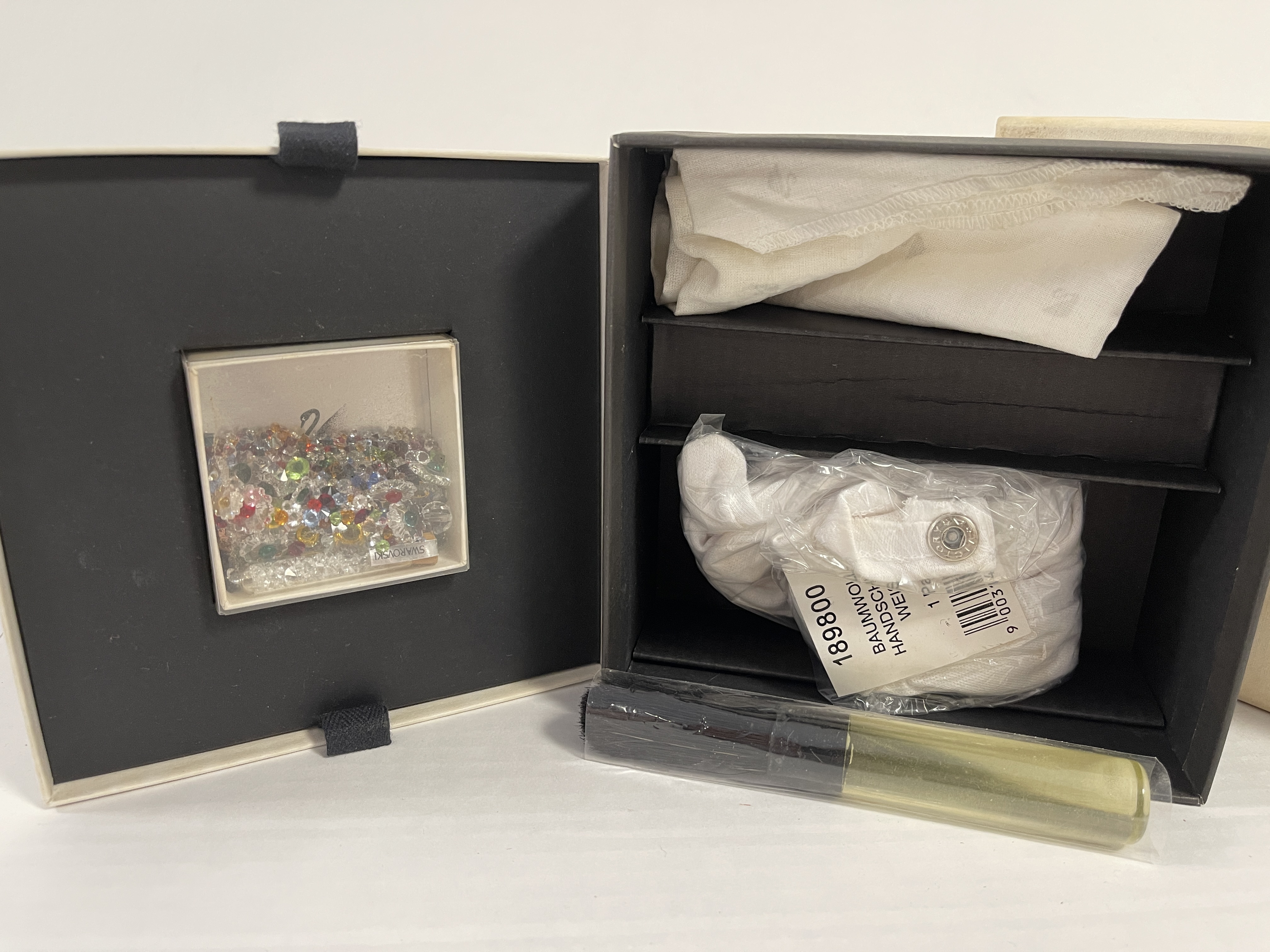 Swarovski Reinigungsset - Box  Display Accessories. Zustand siehe Fotos 