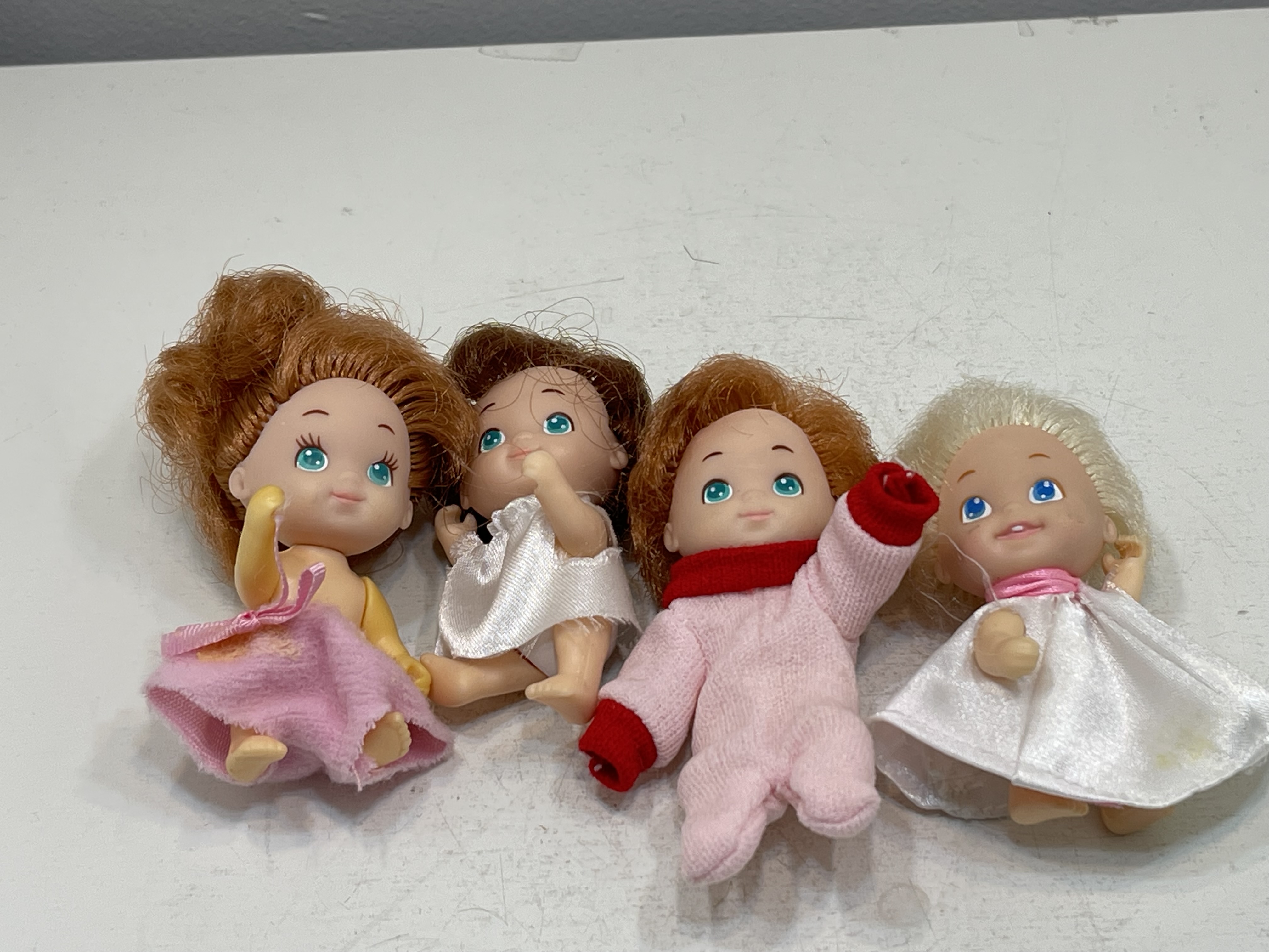 Sammler Vinyl Puppe 4 x 7 cm Konvolut. Zustand siehe Fotos