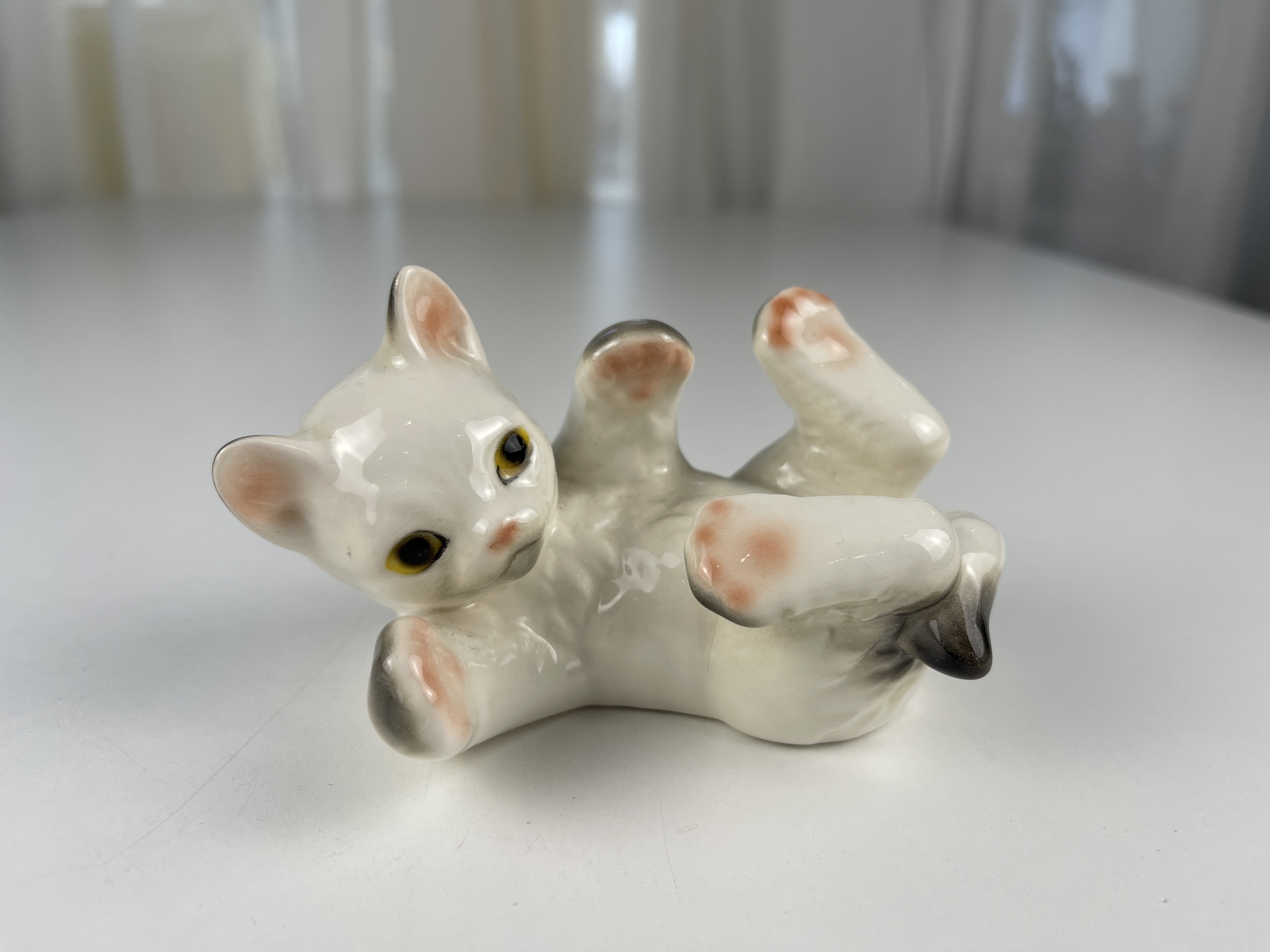  Goebel Porzellan Figur Katze 7 x 10 cm - 1 Wahl. Top Zustand