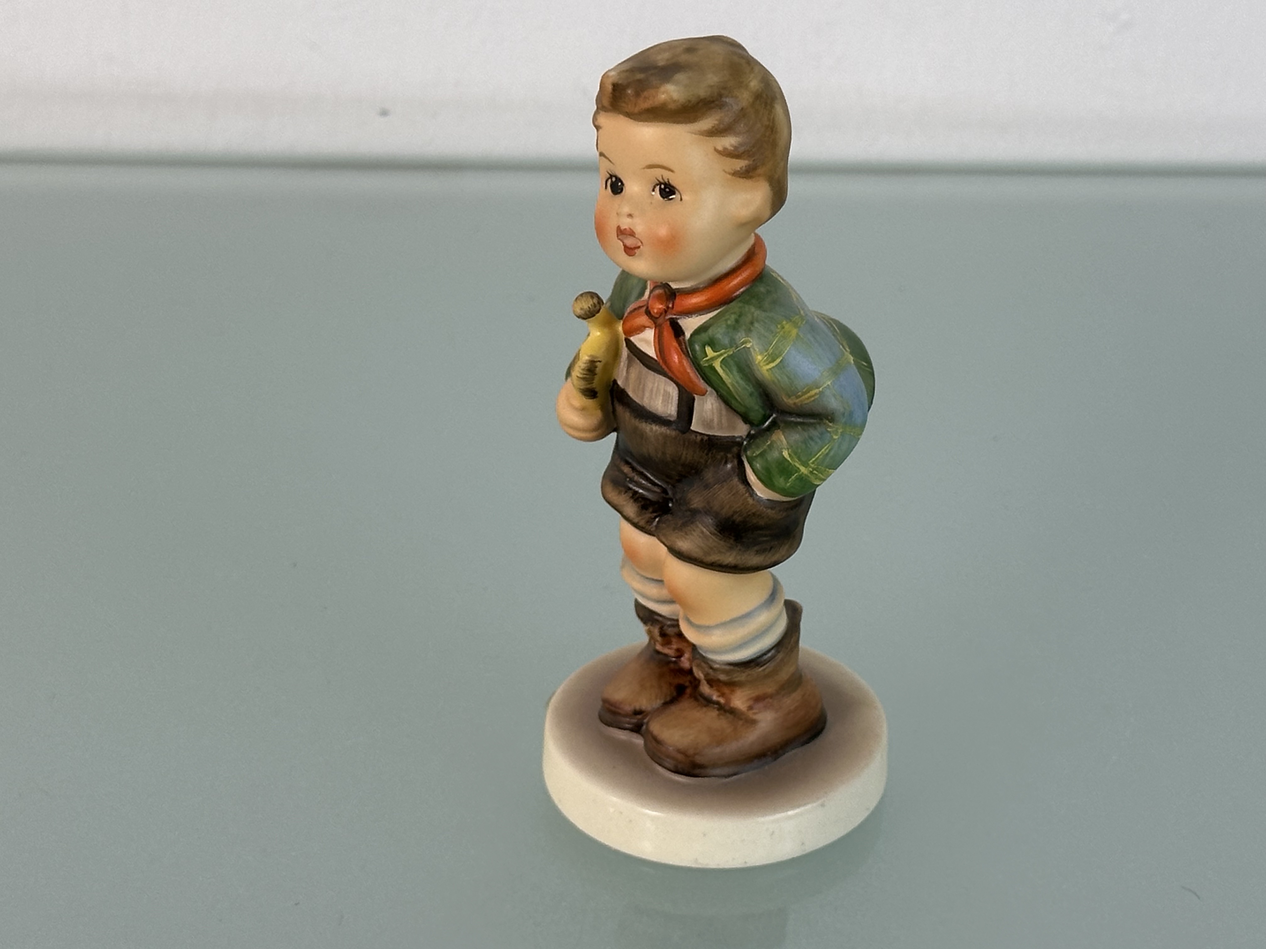  Hummel Figur 97 Der kleine Musikant 11,7 cm. 1 Wahl. Top Zustand