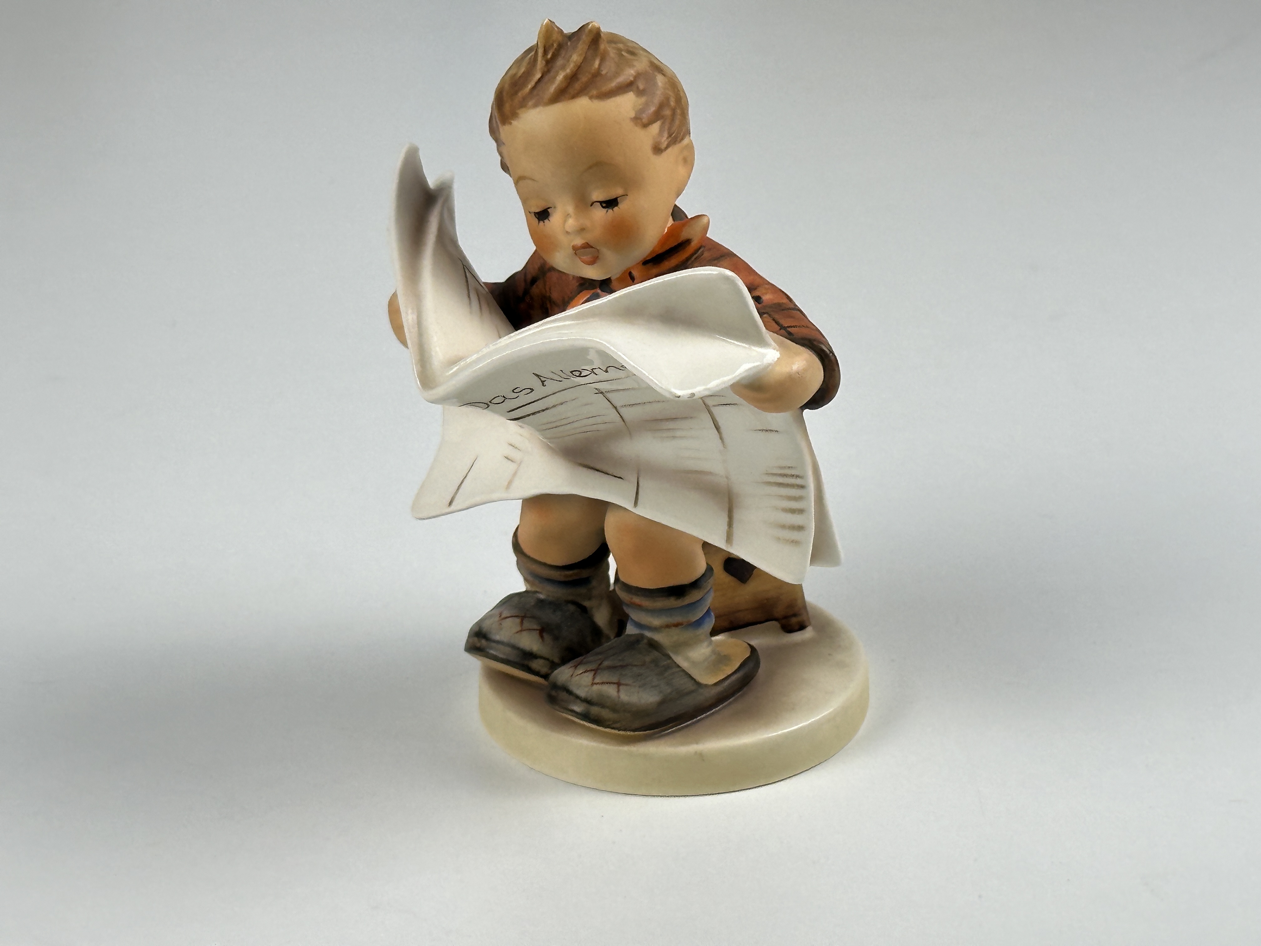 Hummel Figur 184 Das Allerneuste 13 cm. 1 Wahl - Top Zustand