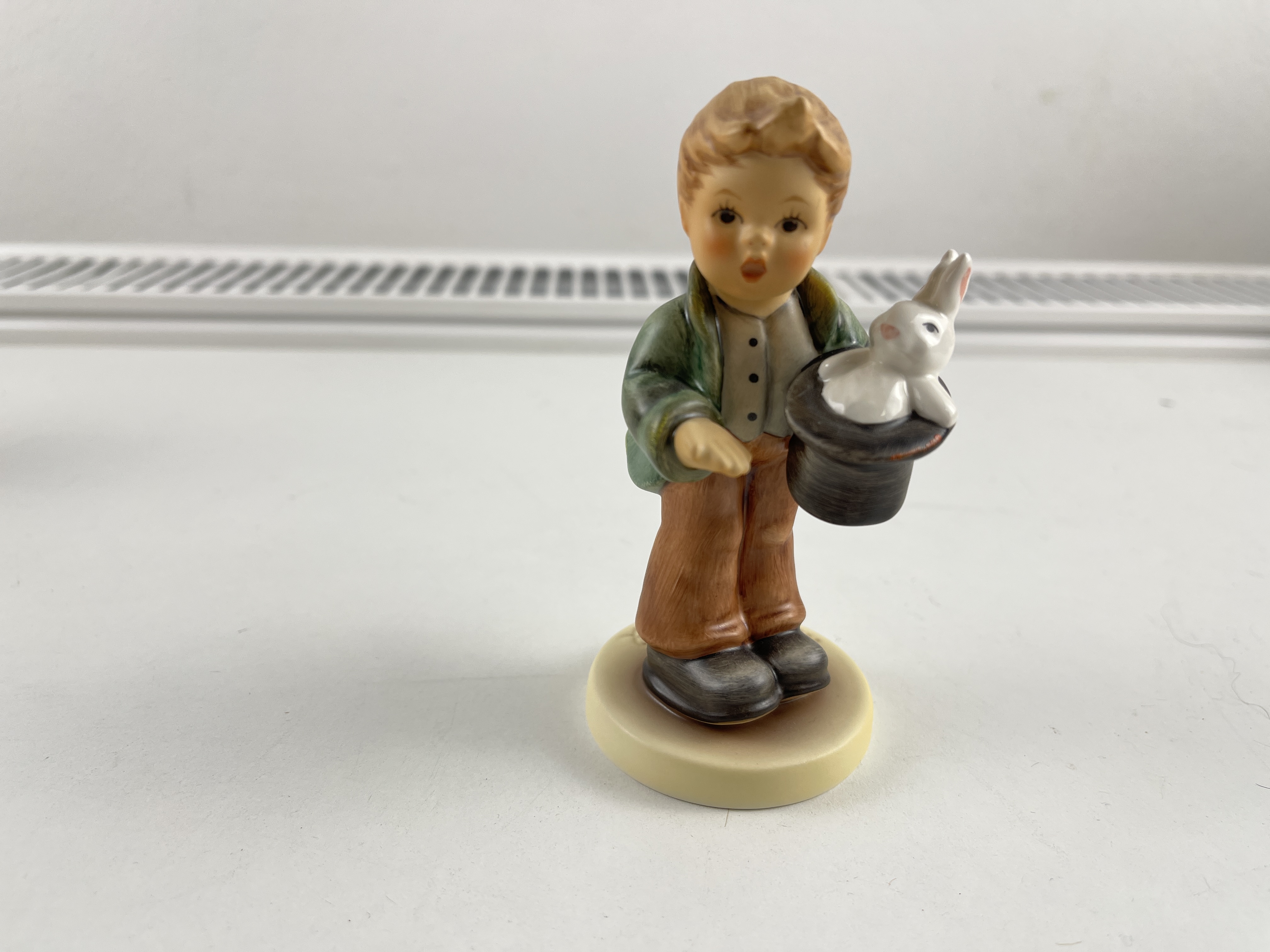  Hummel Figur 2042 Hokus Pokus 10 cm. 1 Wahl. Top Zustand  