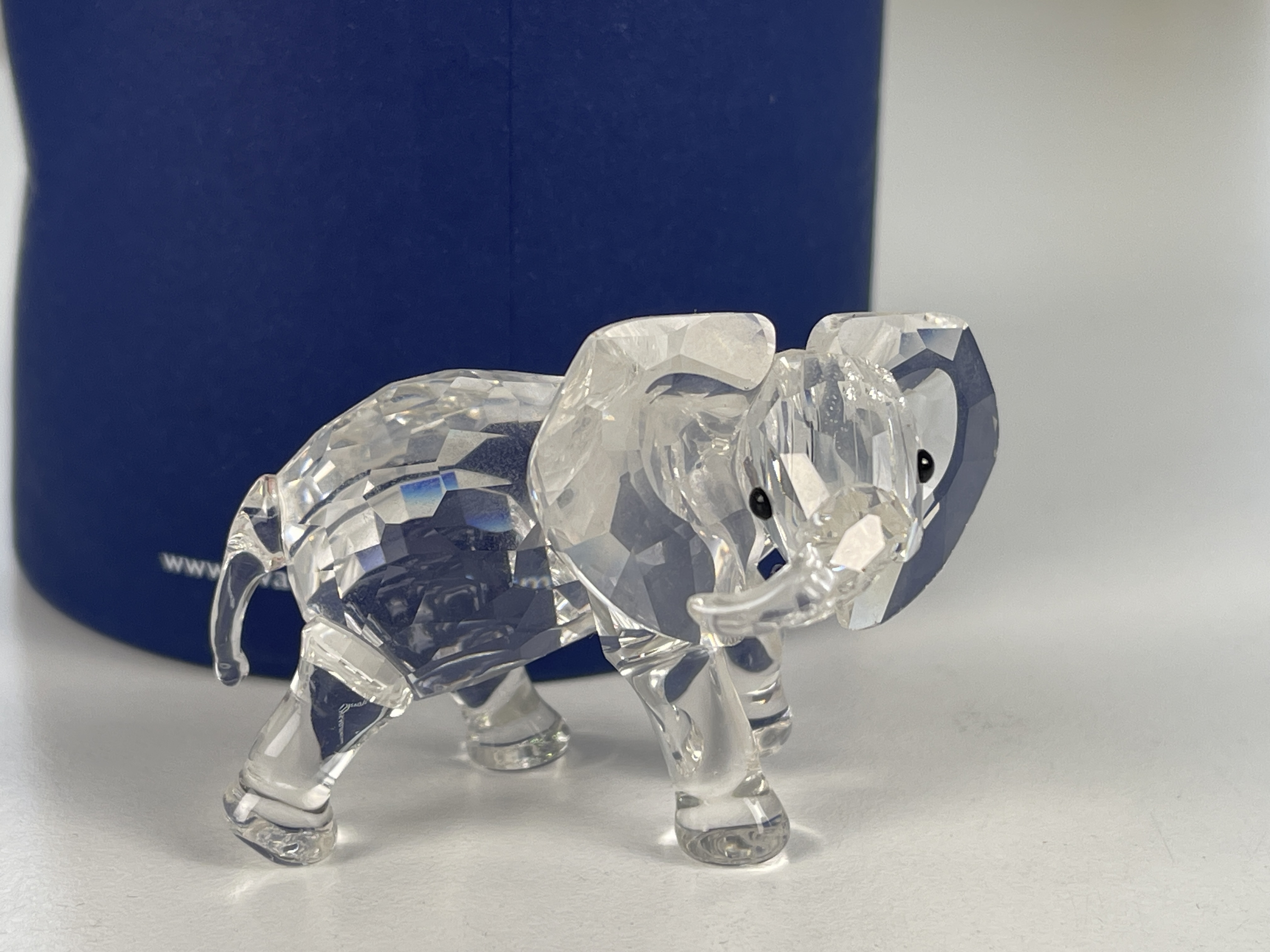 Swarovski Figur 674587 Elefant Baby Jungtier 6 cm Ovp Zertifikat Top Zustand 