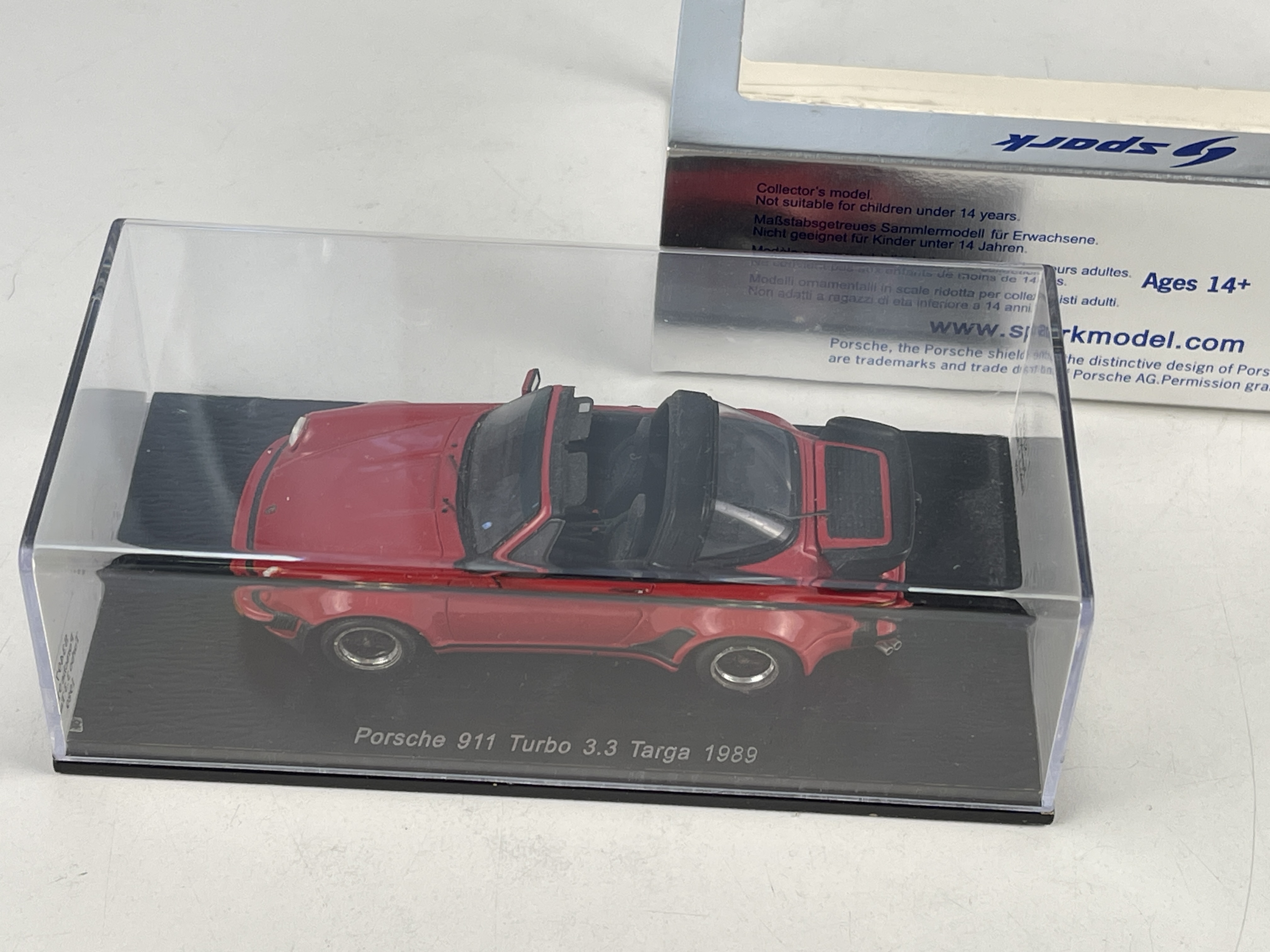 Modellauto Porsche 911 Turbo 3.3 Targa 1:43 - Top Zustand