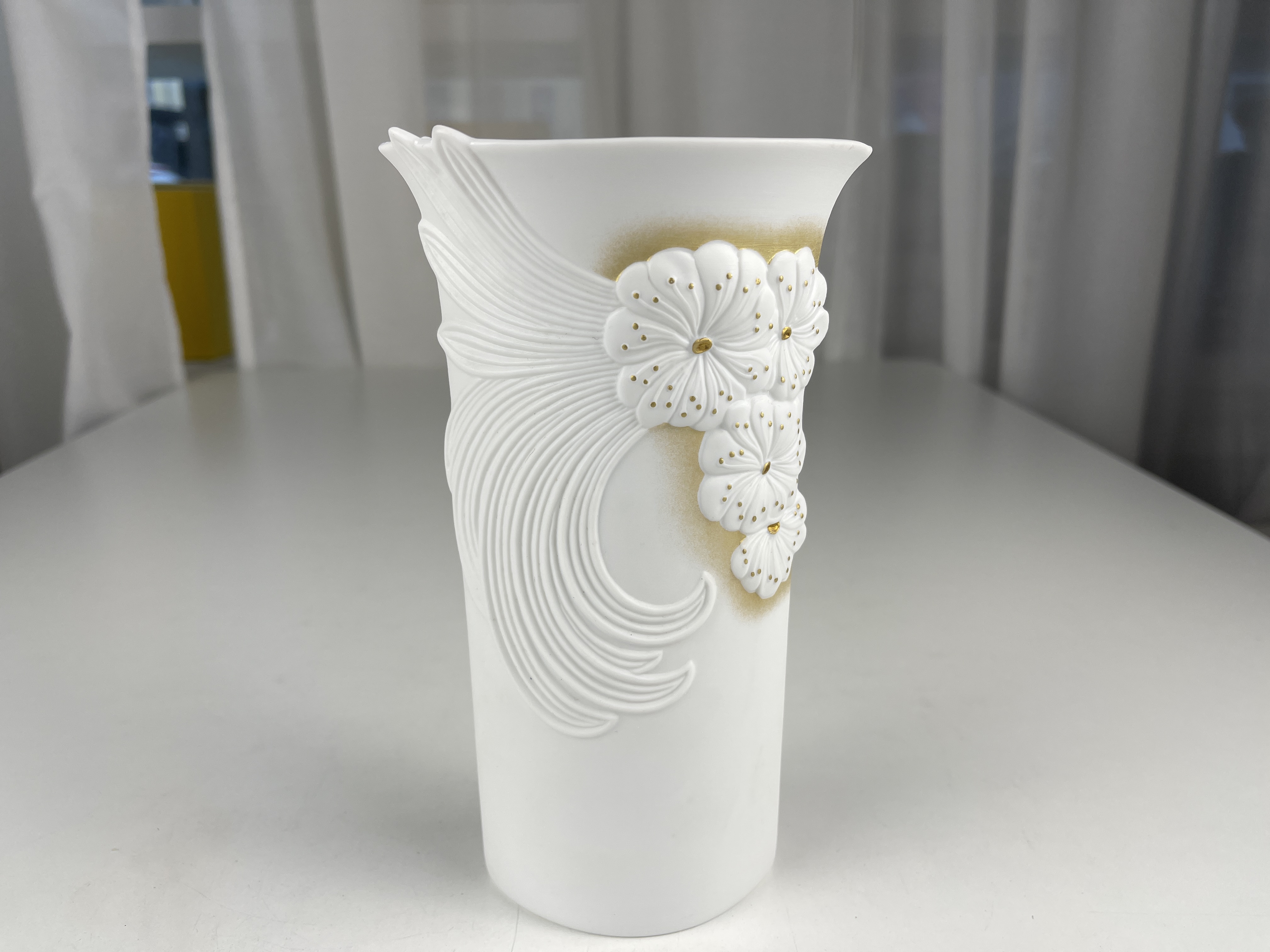 Kaiser Porzellan Vase 19 cm - Top Zustand 