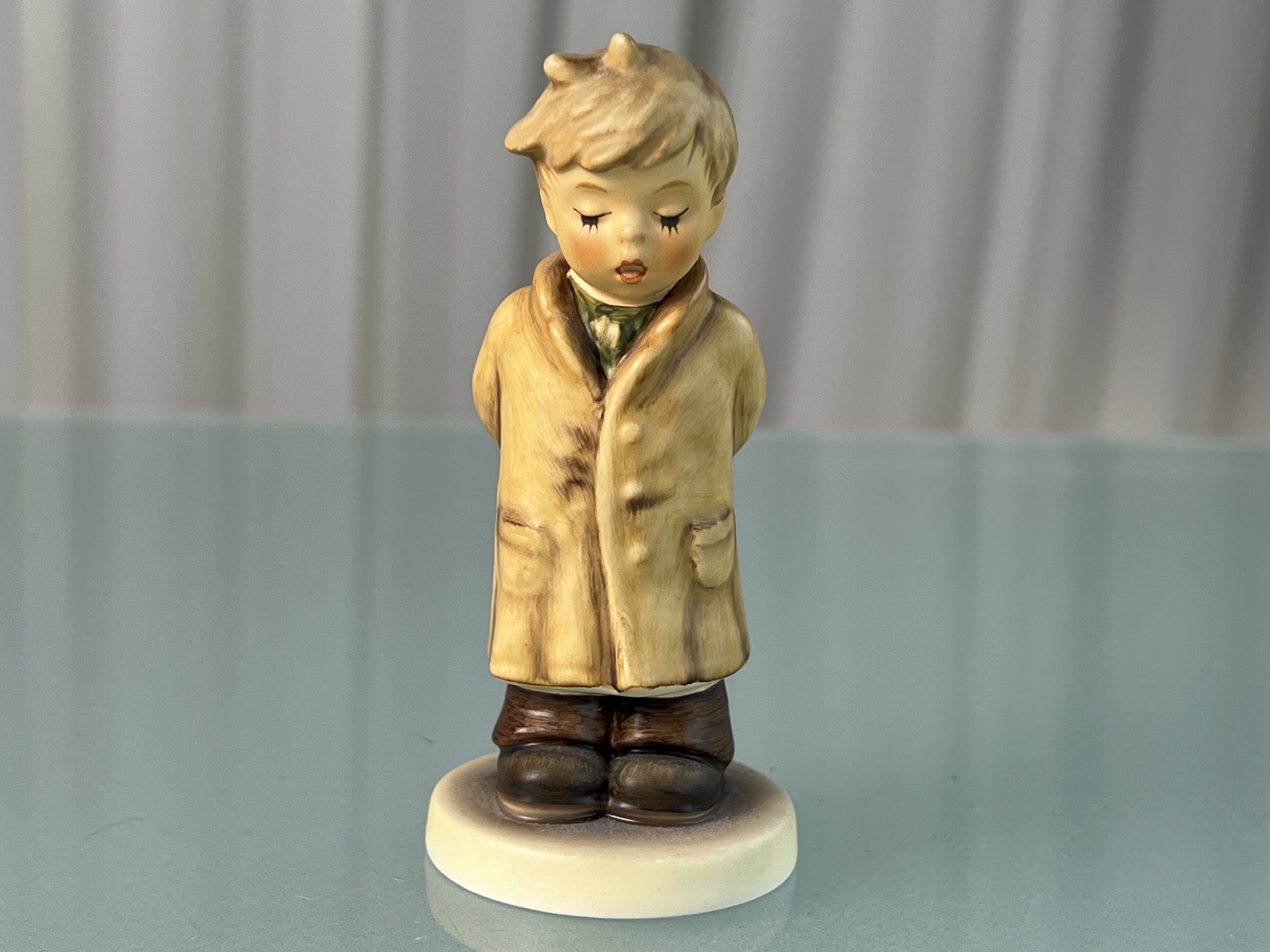 Hummel Figur 845 Erster Bass 10 cm. 1 Wahl. Top Zustand