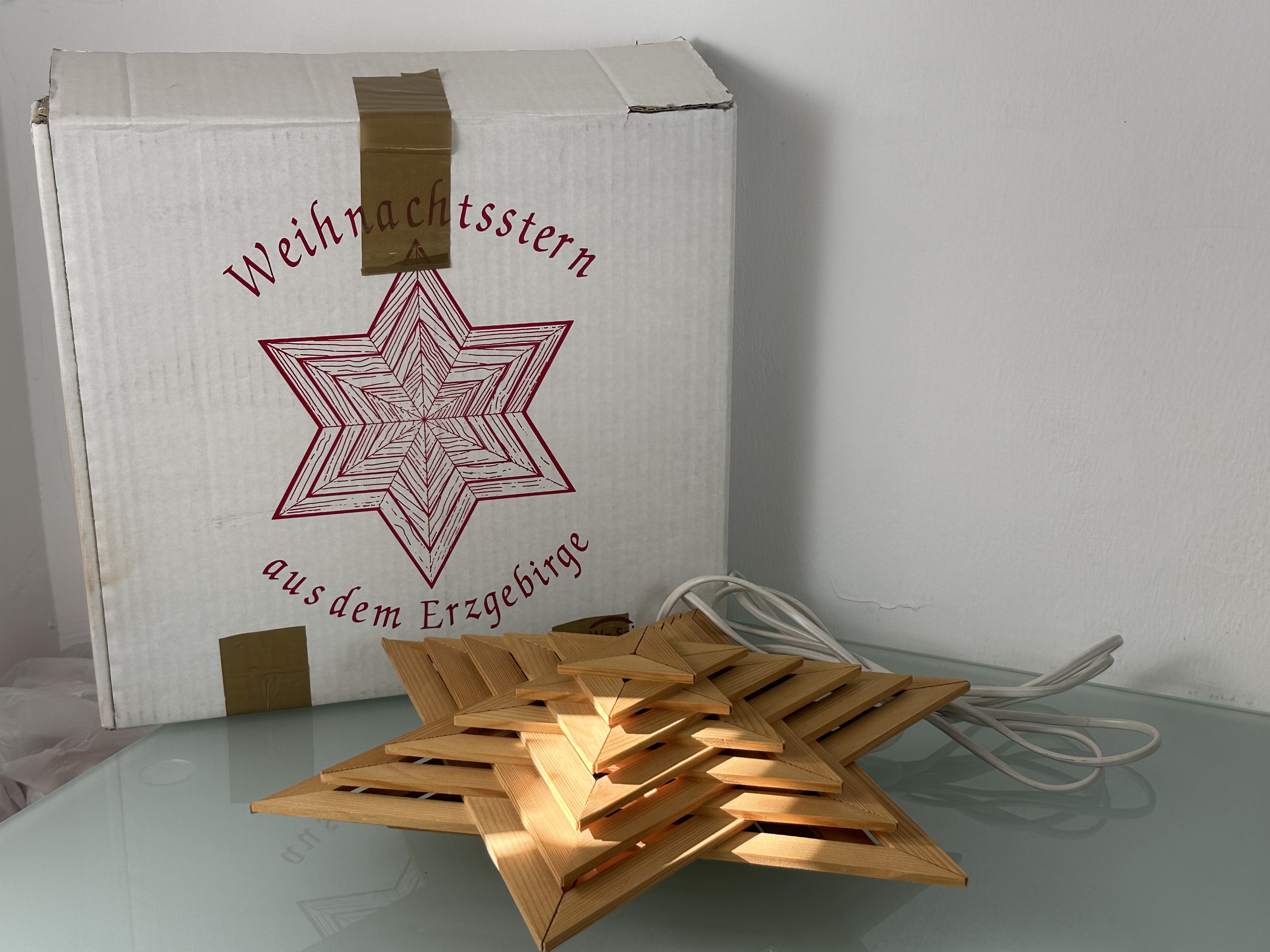 Erzgebirge Dregeno Figur Weihnachtsstern aus Holz elektrisch beleuchtet 40 cm. Top Zustand 