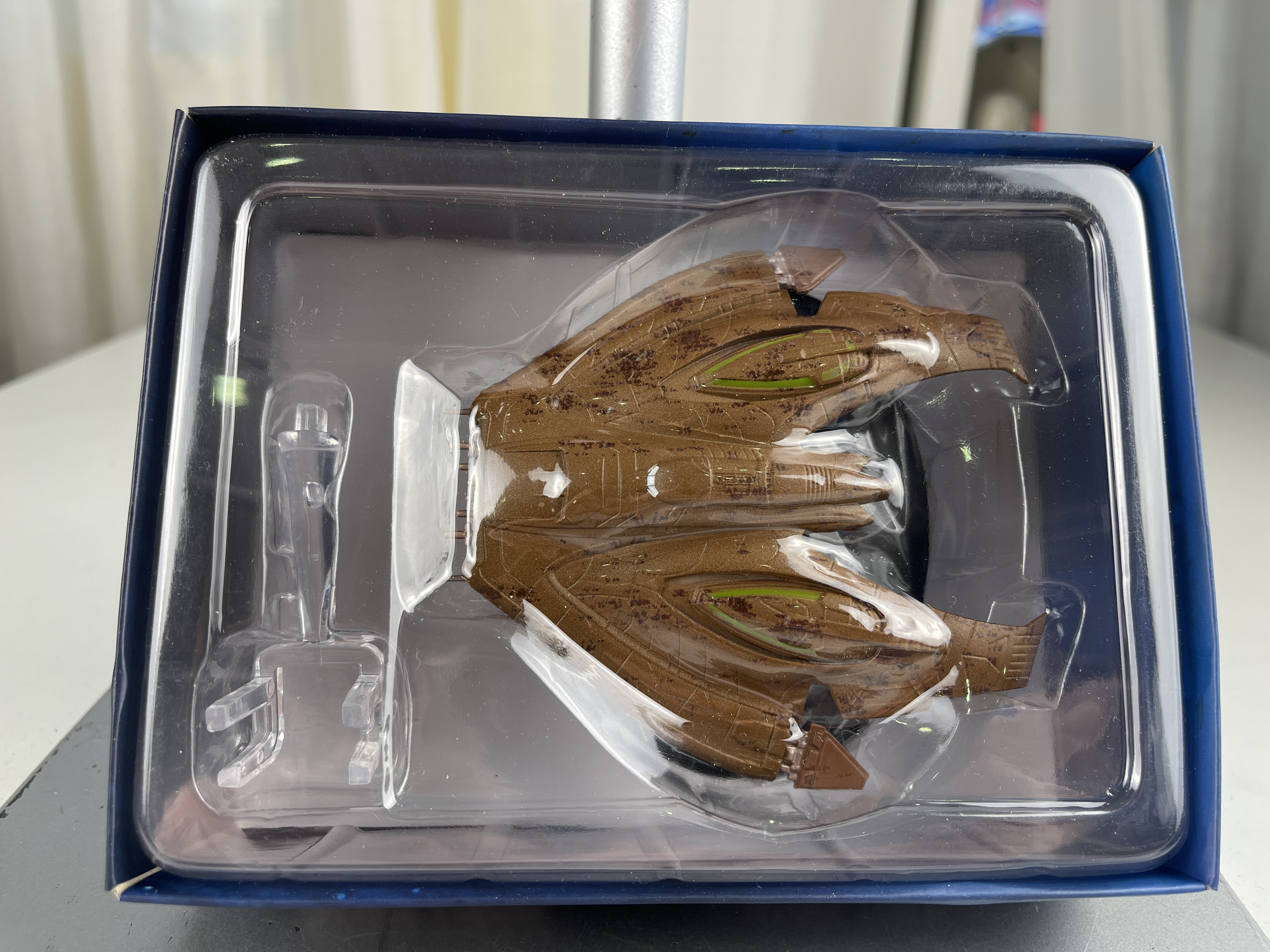 Star Trek Nausicaan Fighter Raumschiff ca. 10 x 10 cm - OVP - Top Zustand  