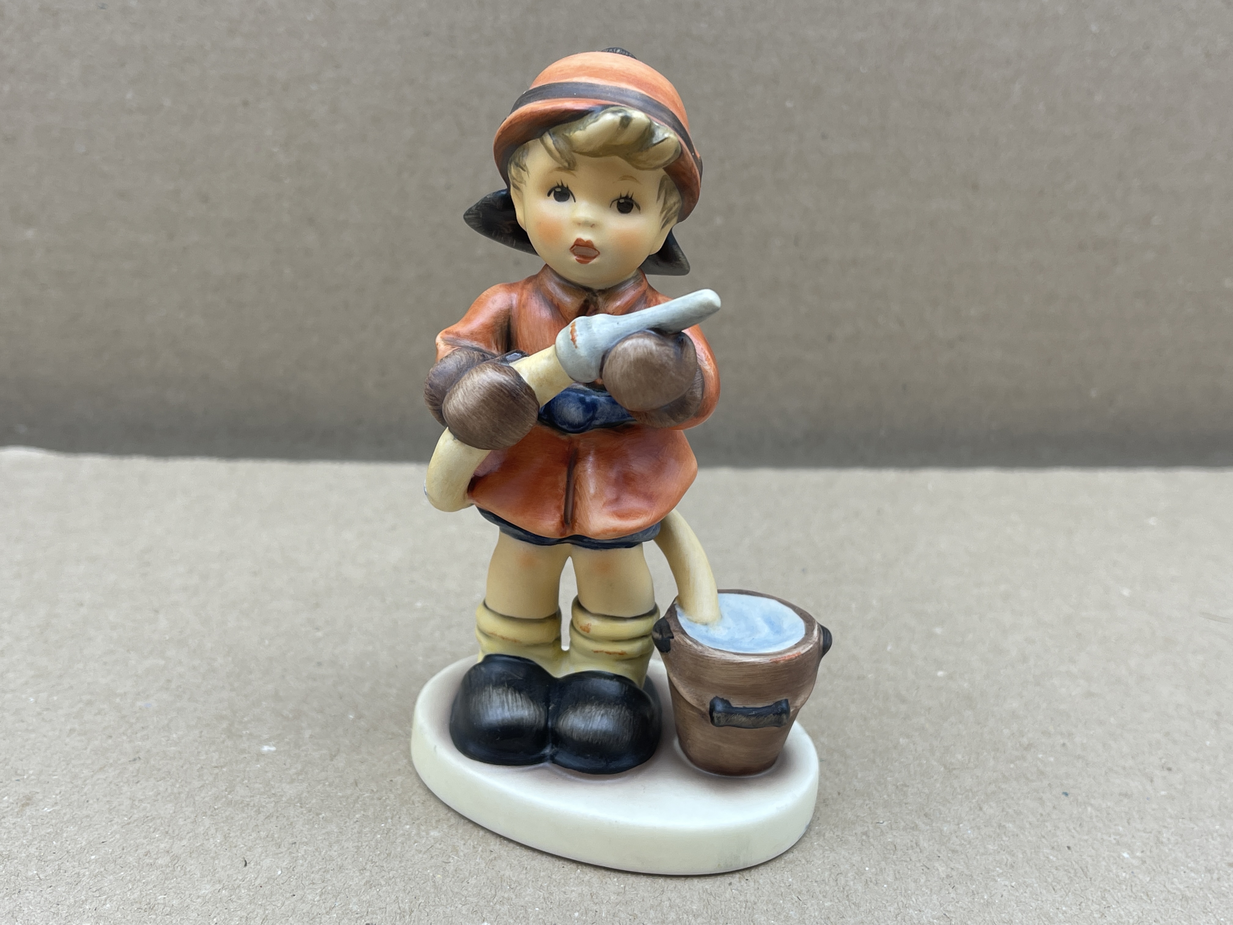 Hummel Figur 2030 Wasser marsch 11 cm. 1 Wahl. Top Zustand  