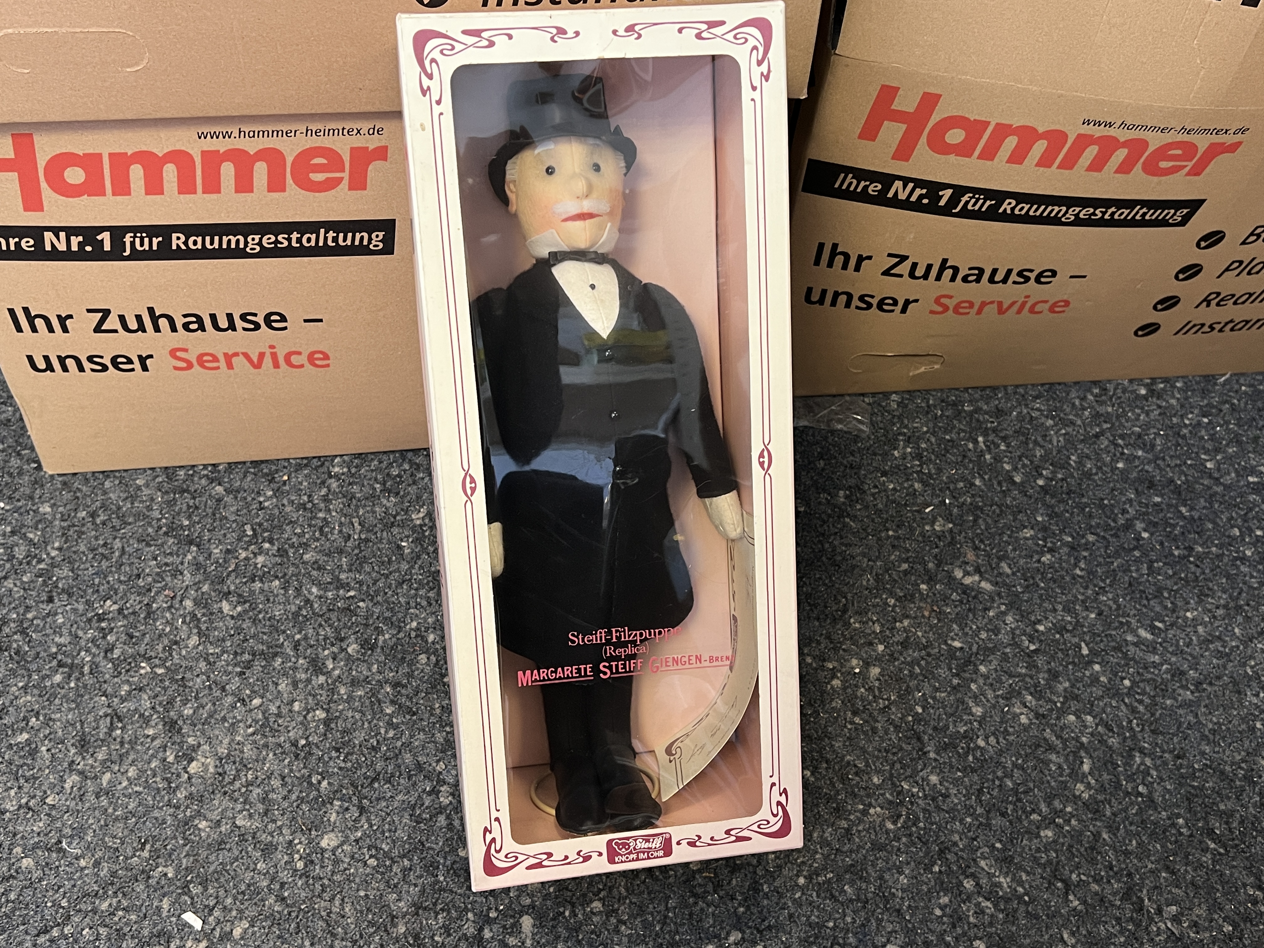 Steiff Tier 9102/50 Puppe Herr im Gehrock 50 cm. Top Zustand    