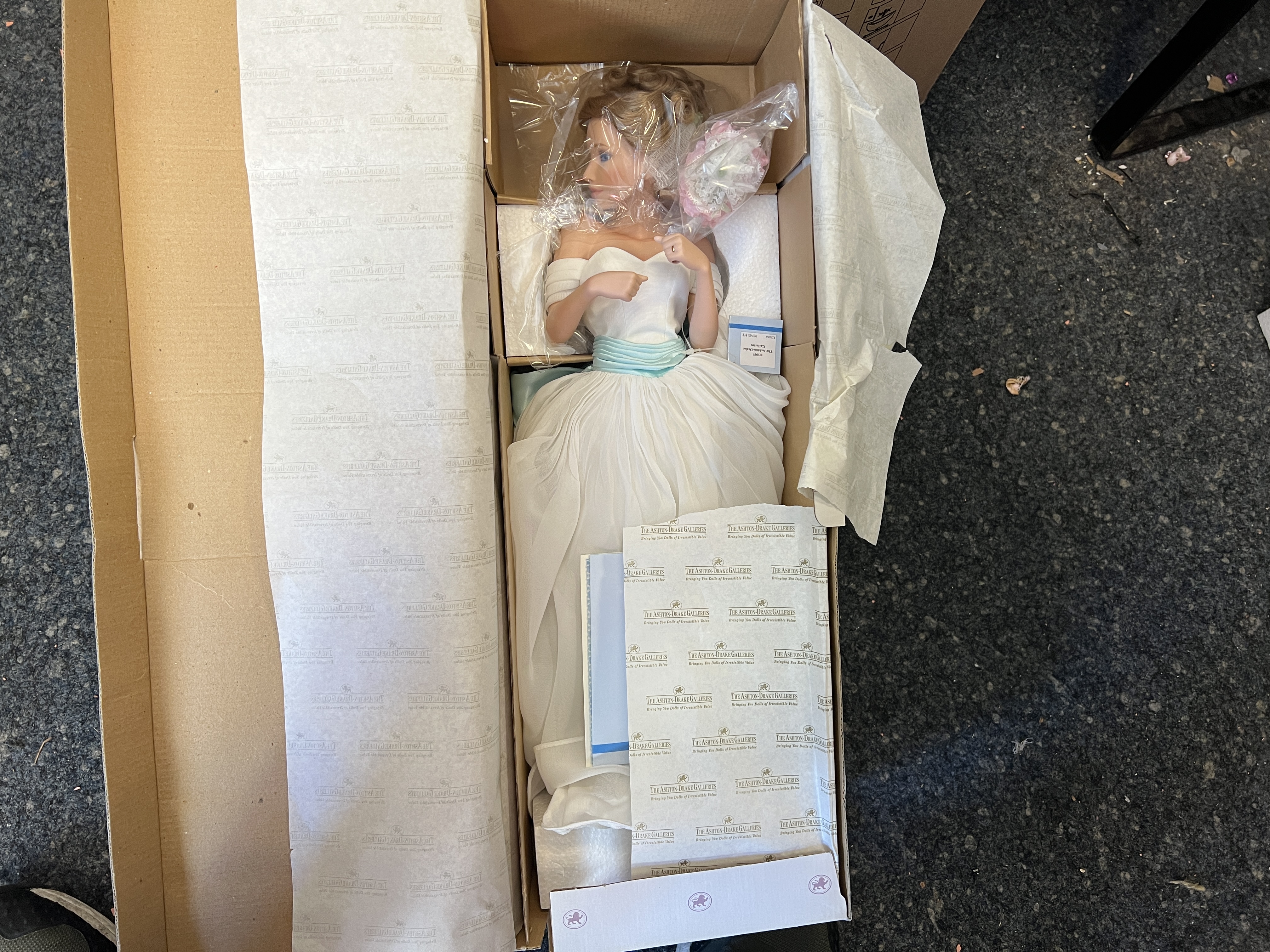 Künstlerpuppe Ashton Drake Gallery Porzellan Puppe 53 cm. Top Zustand    