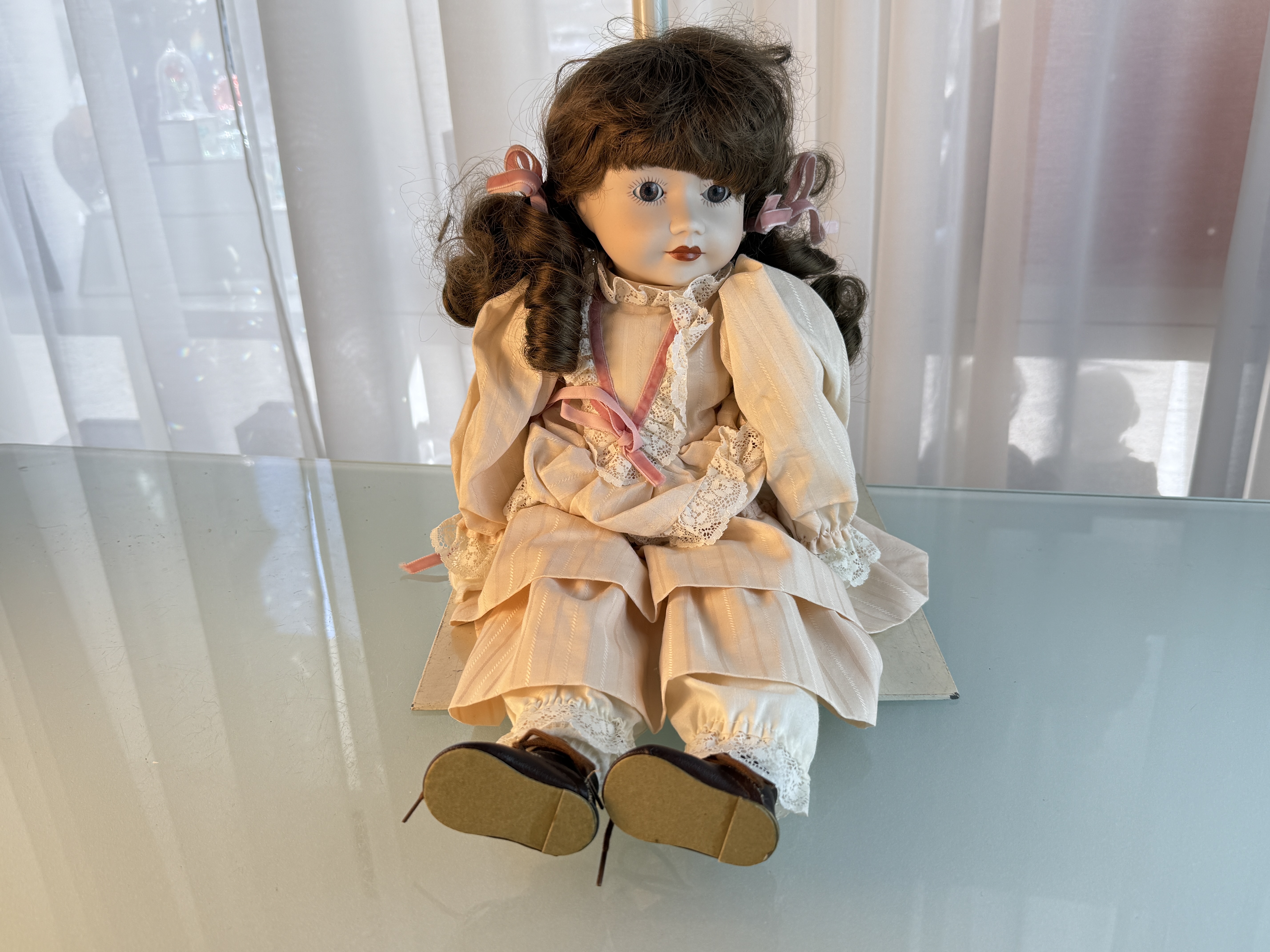 Alte Puppe Sammler Götz Porzellankopf Puppe 48 cm. Zustand Siehe Fotos.   