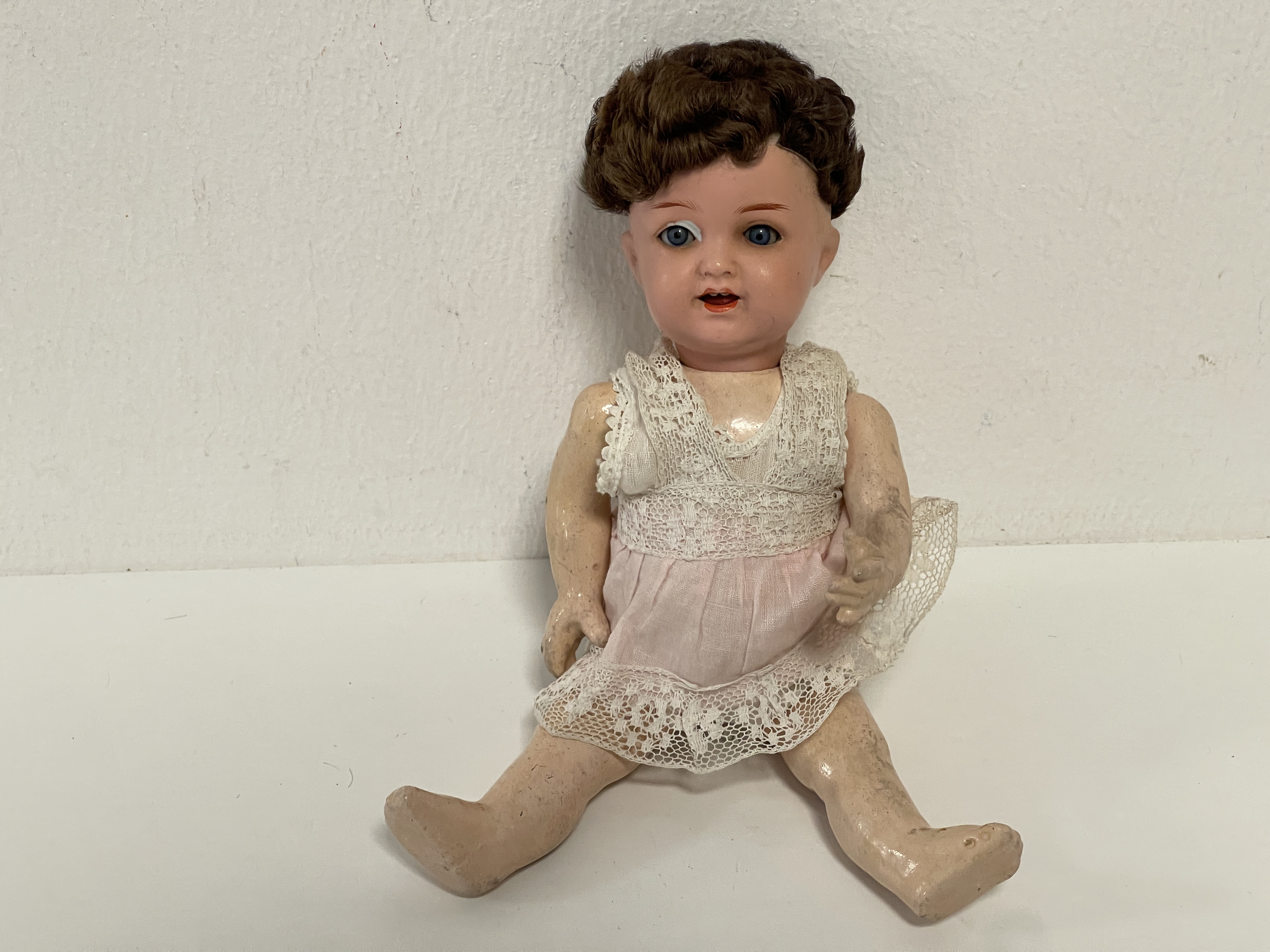 Heubach Köppelsdorf Porzellankopf Puppe 22 cm. Zustand siehe Fotos 