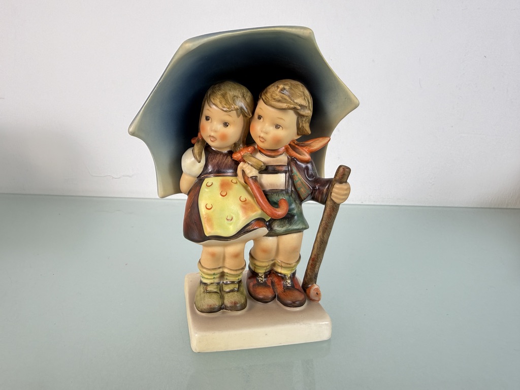 Hummel Figur 71 Unter einem Dach 16 cm. 1 Wahl. Top Zustand  