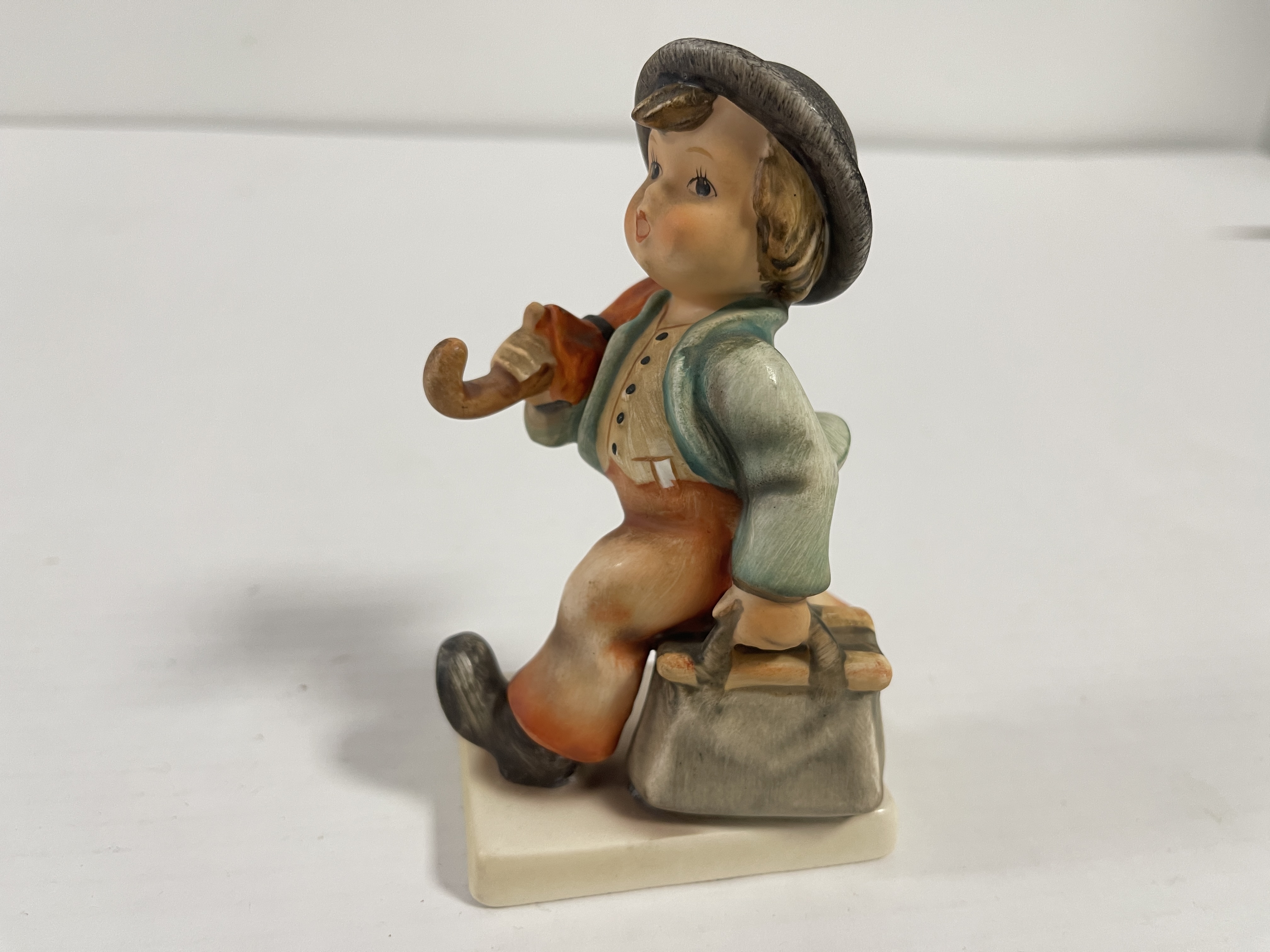 Hummel Figur 11/0 Wanderbub 12 cm. 1 Wahl Zustand siehe Fotos  