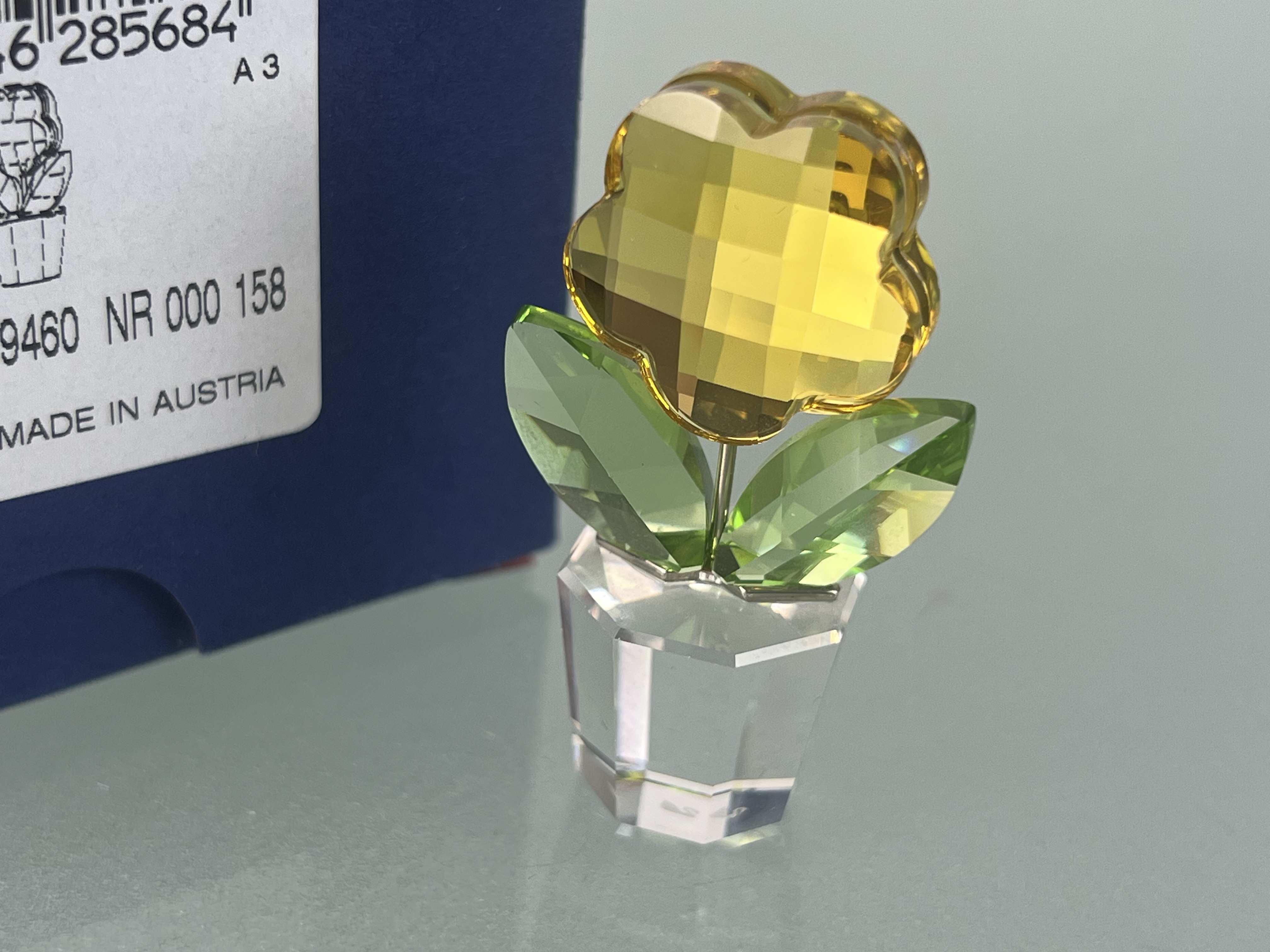 Swarovski Figur 628568 Blumentopf 5 cm. Mit OVP und Zertifikat. Top Zustand