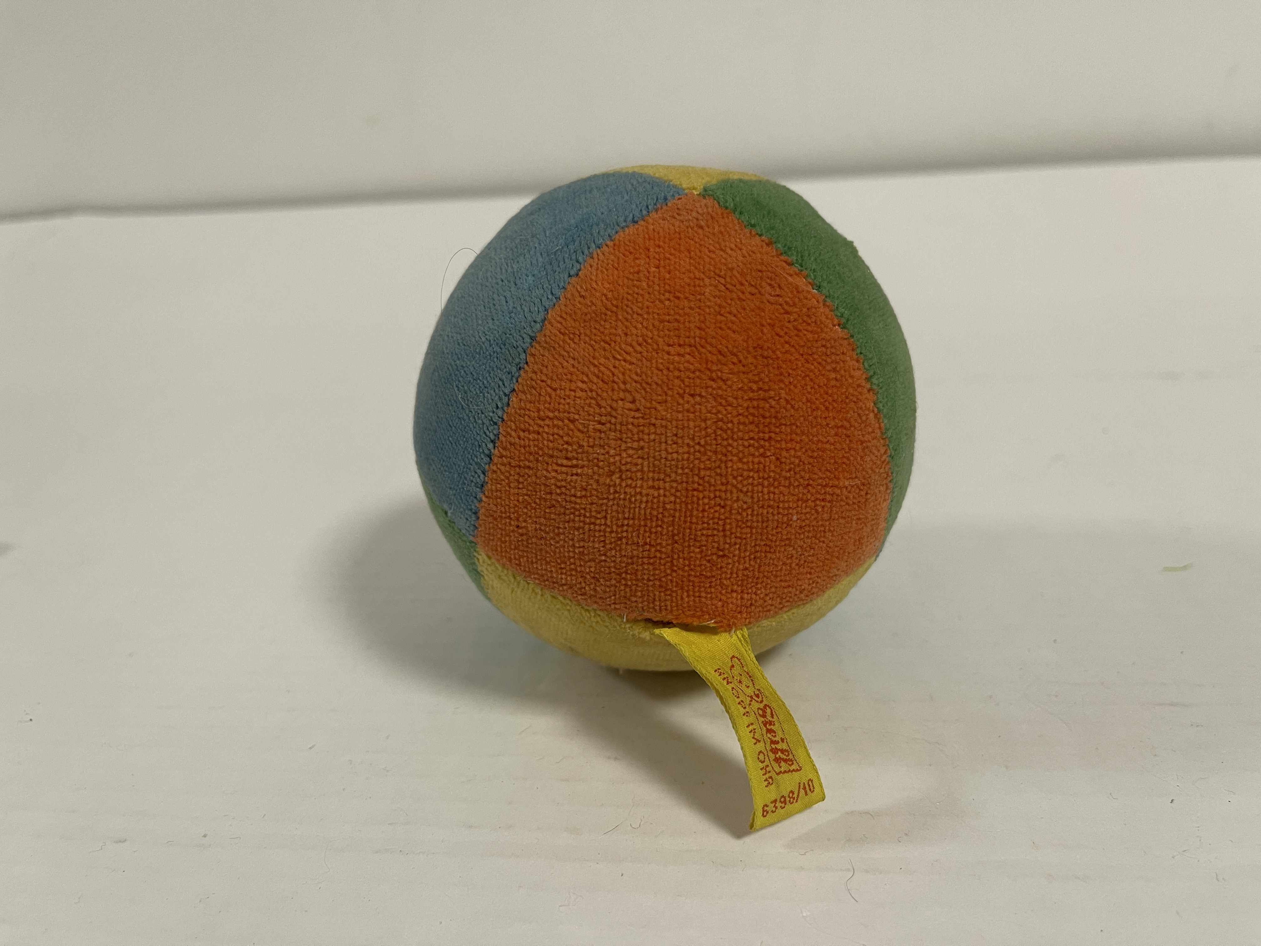 Steiff Tier Stofftier Sammler 6398/10 Ball 10 cm.  Zustand siehe Fotos