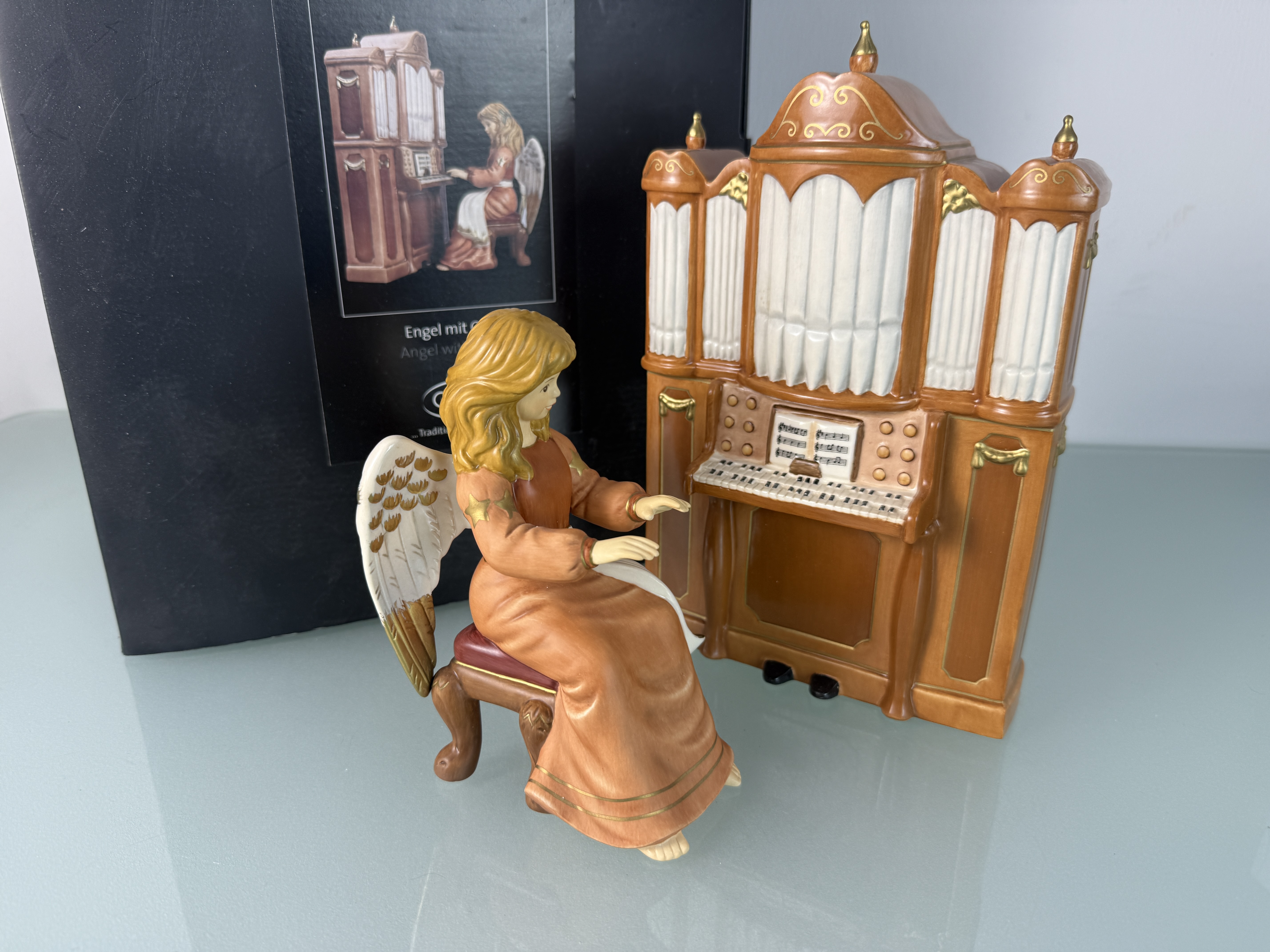 Goebel Figur Engel mit Orgel 24 cm. 1 Wahl Top Zustand