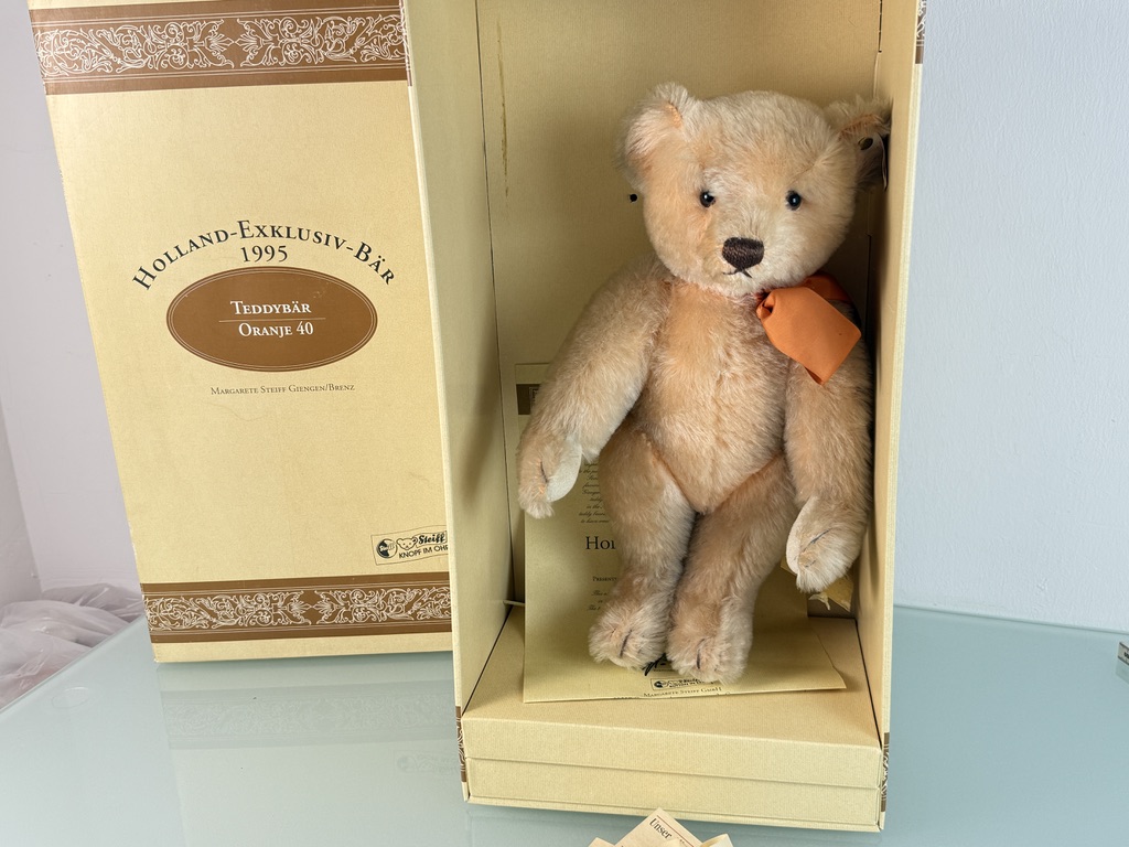 Steiff Tier 650857 Holland Teddy Bär 40 cm Top Zustand 