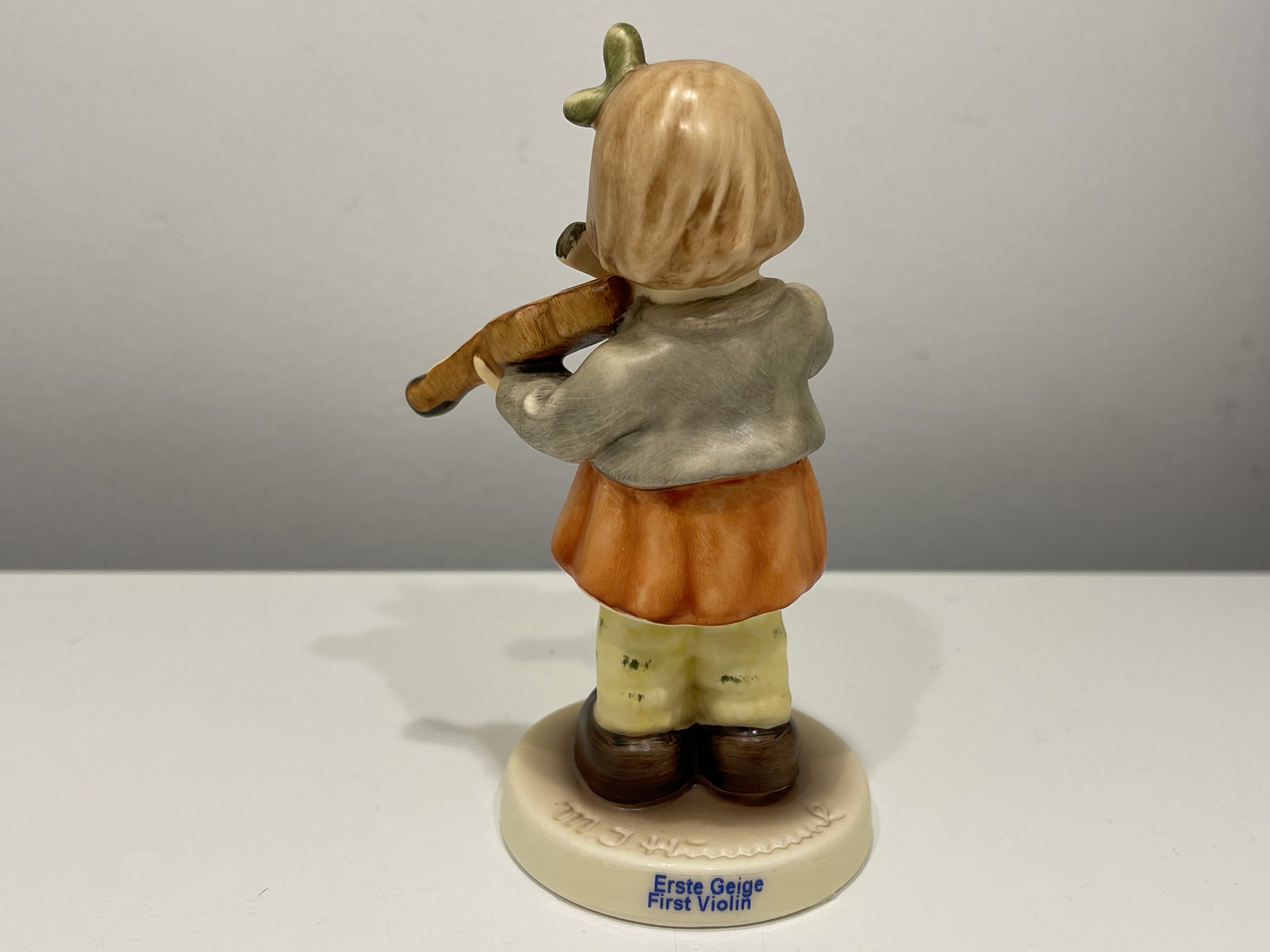  Hummel Figur Porzellanfigur 2184 Erste Geige 10 cm. 1 Wahl. Top Zustand. 