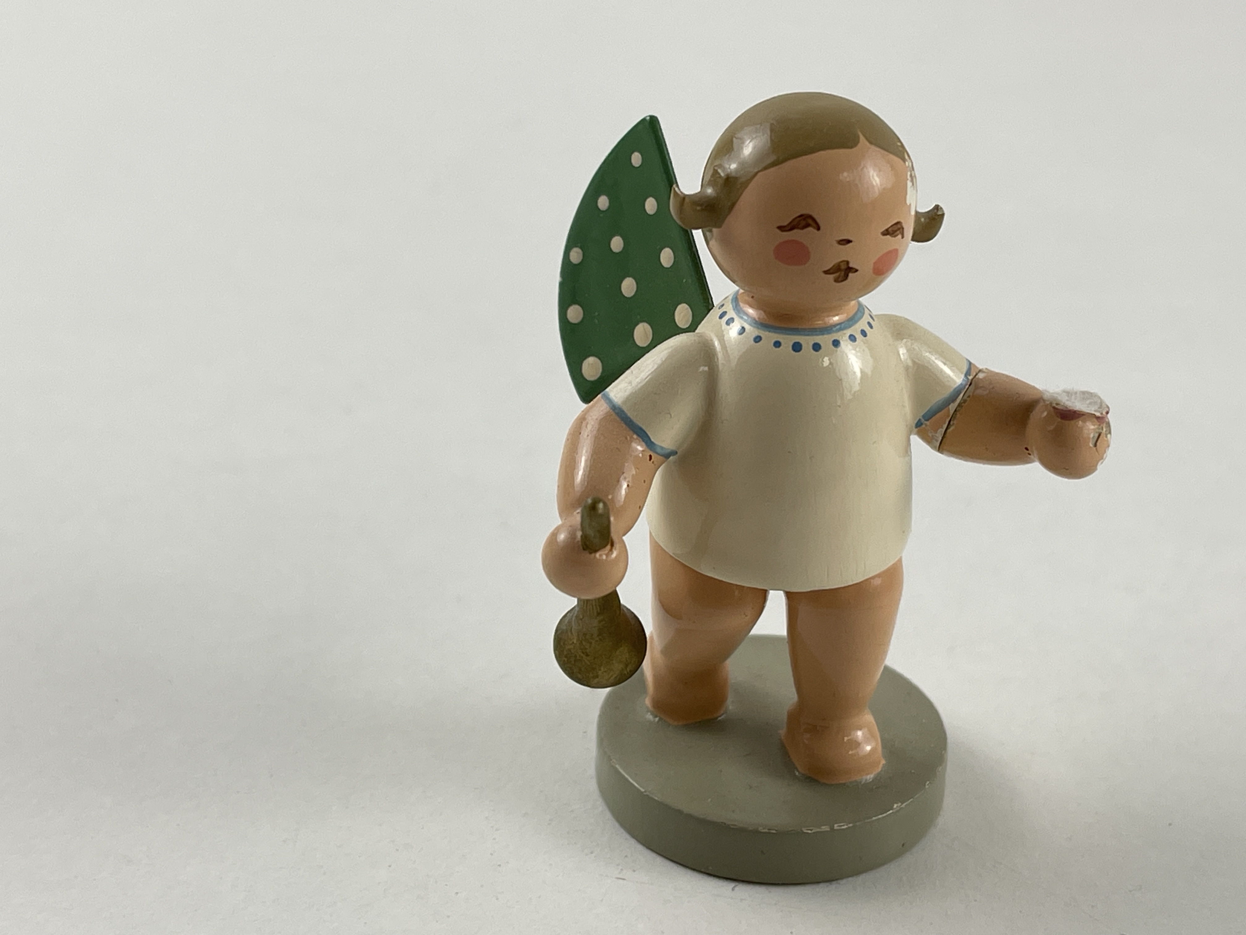 Erzgebirge Wendt und Kühn Figur Engel 6 cm. Zustand siehe Fotos  