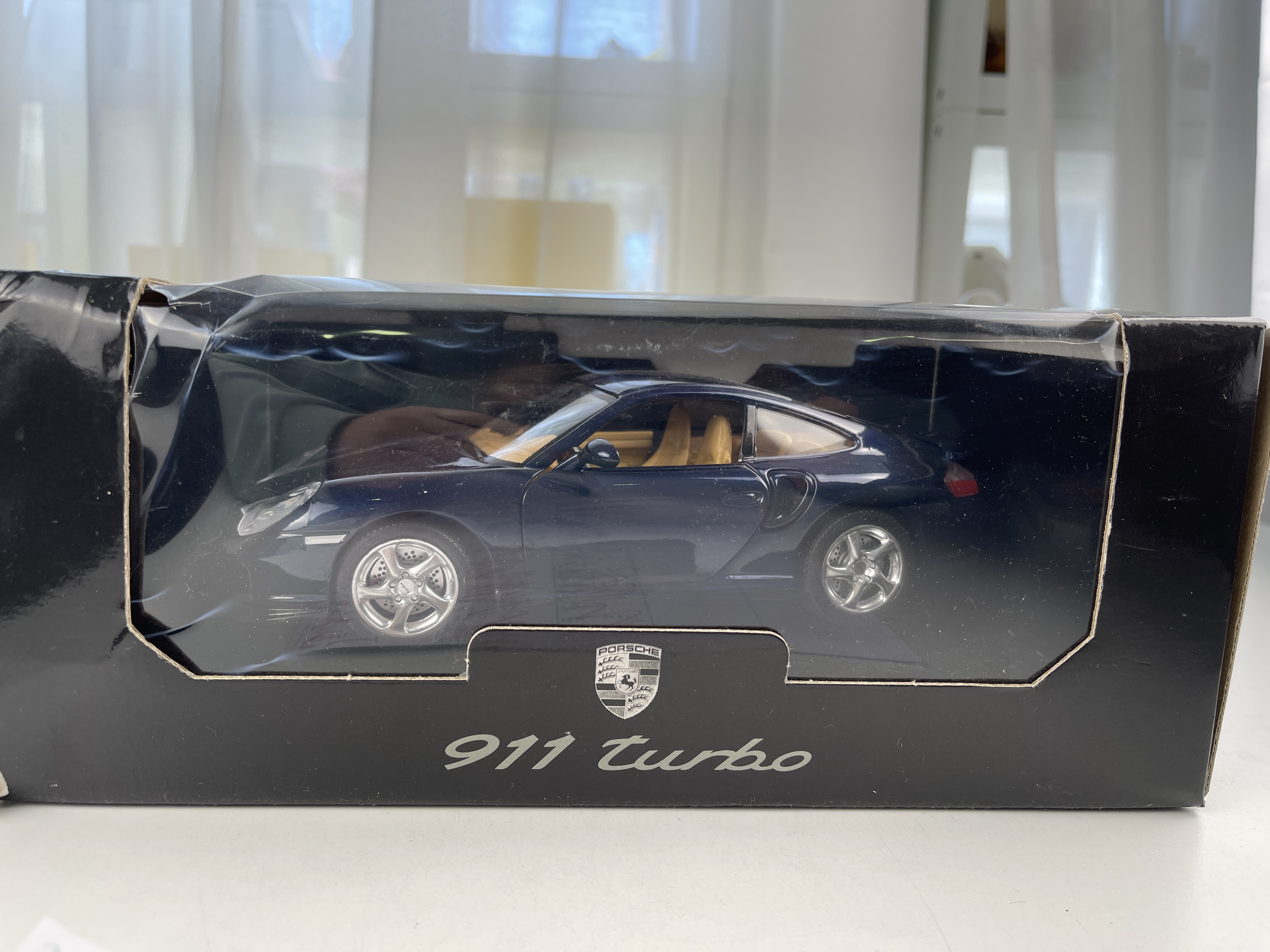 Bburago Modellauto Porsche 911 Turbo - 23 cm -  Zustand siehe Fotos 