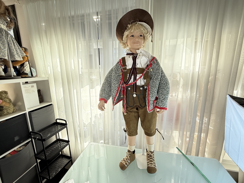 Künstlerpuppe Susan Lippl Vinyl Puppe 105 cm. Guter Zustand siehe Fotos 