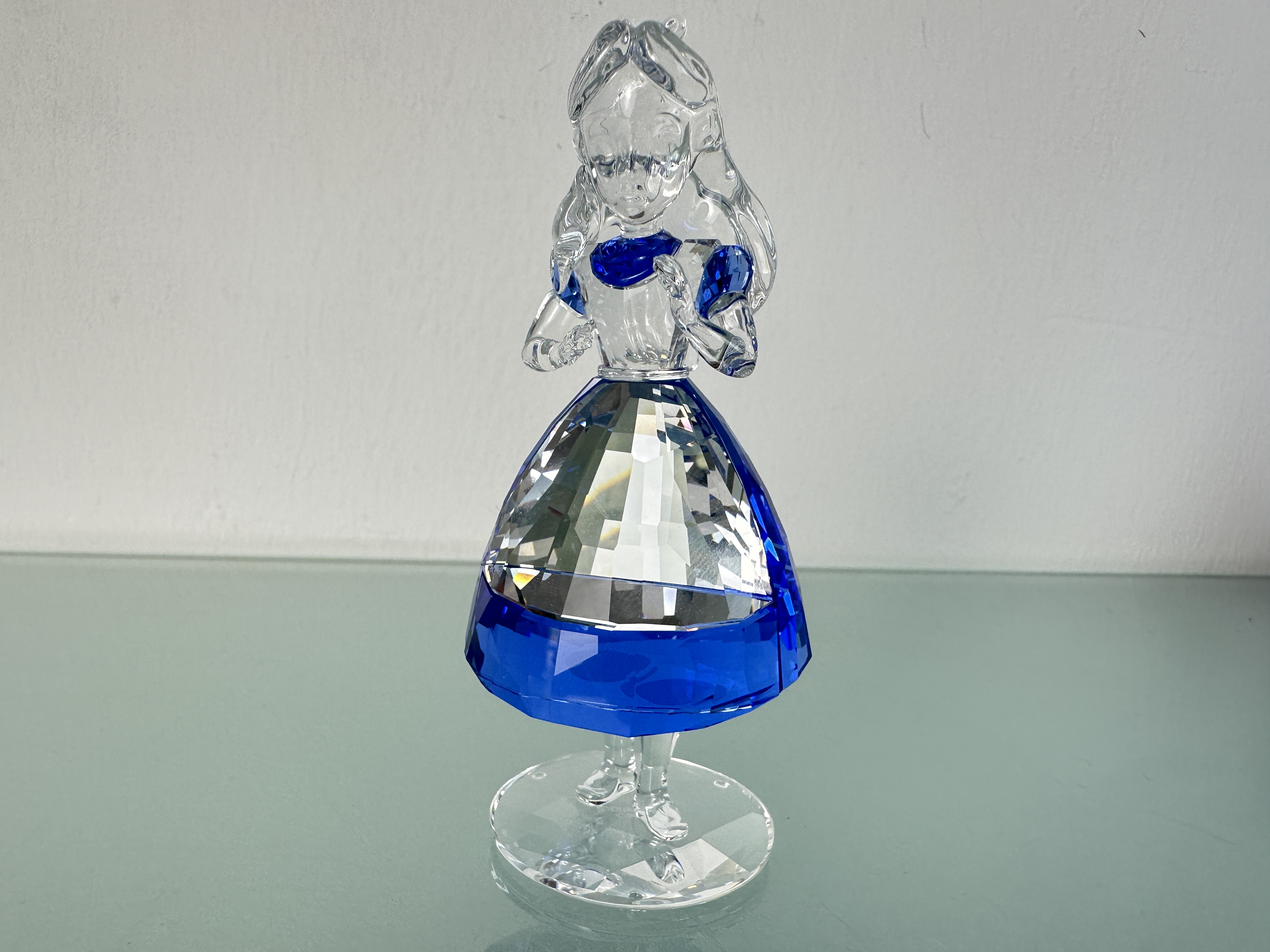Swarovski Disney Alice im Wunderland ca 12cm  Top Zustand 