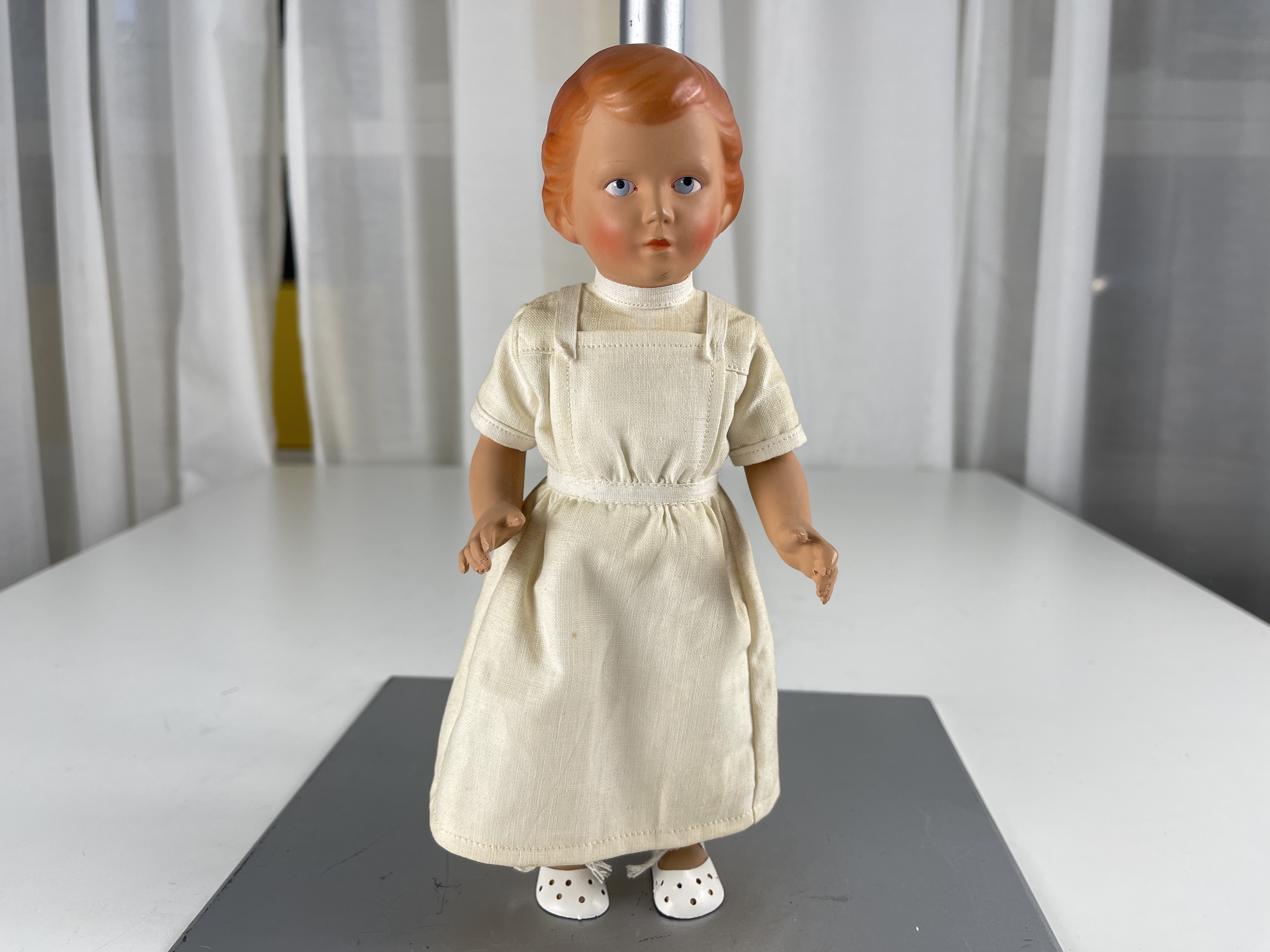 Sammler Puppe Vinyl Puppe 24 cm. Top Zustand