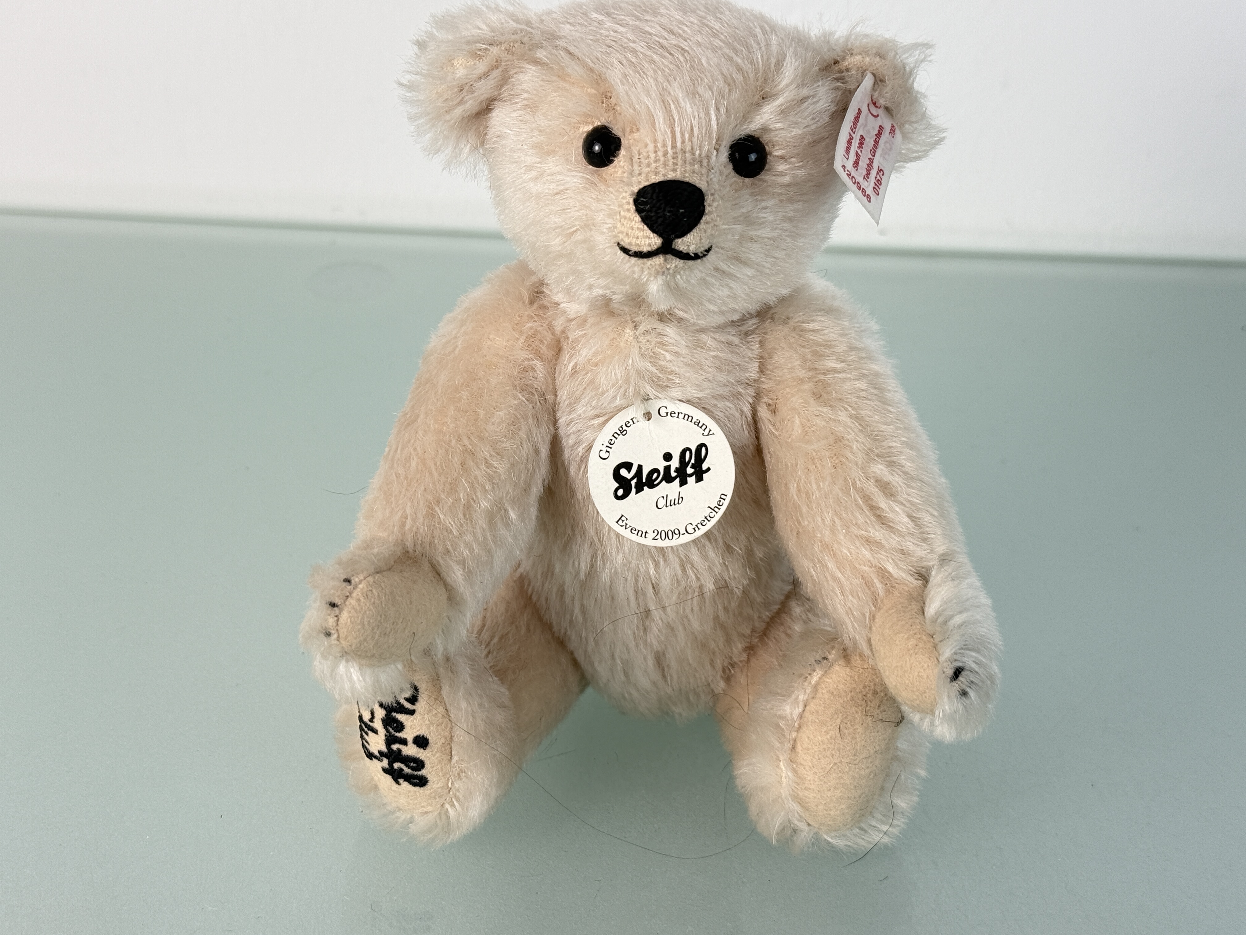 Steiff Tier 420986 EVENT-TEDDYBÄR „GRETCHEN" Teddybär 21 cm. Top Zustand     
