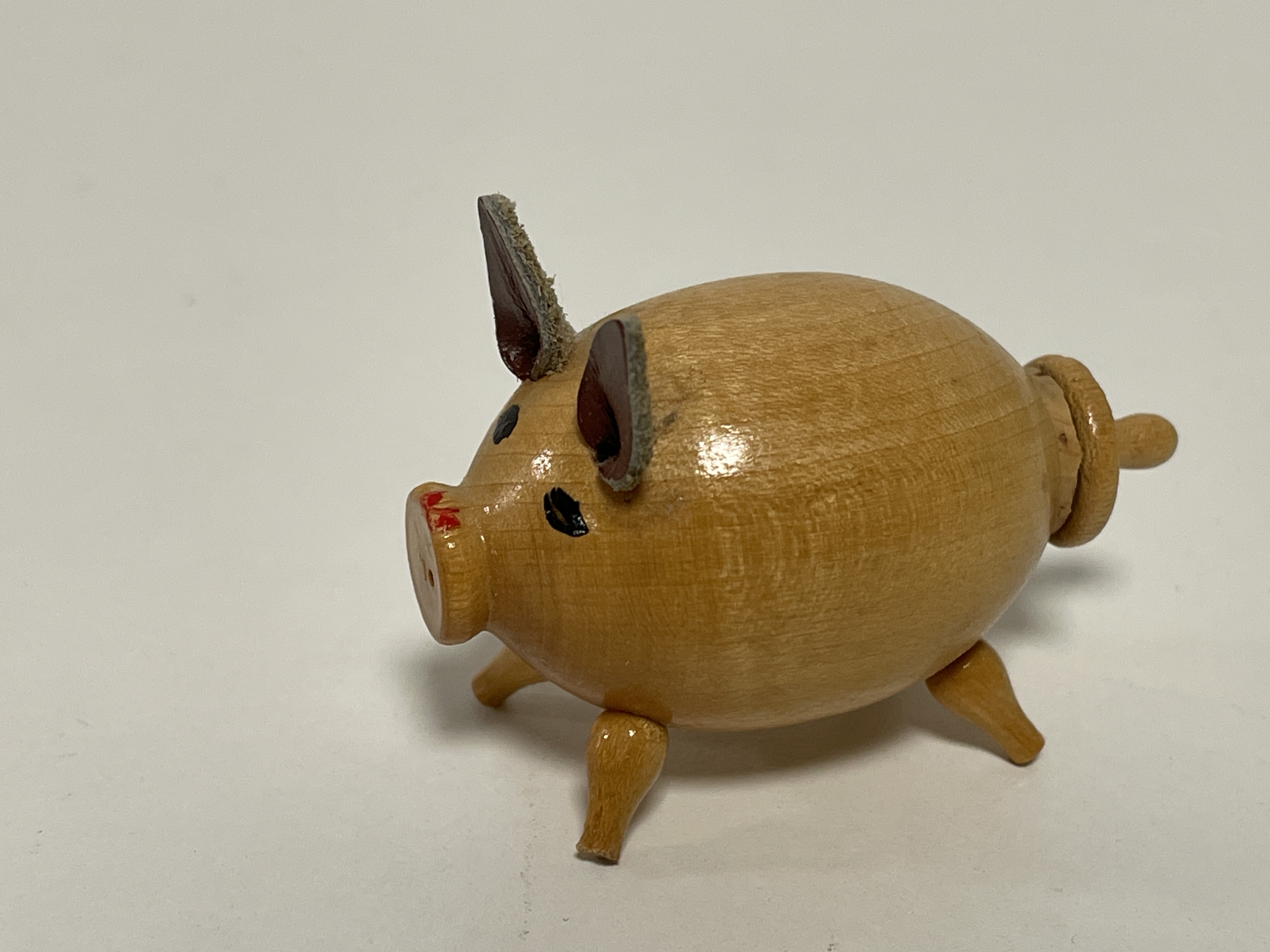 Erzgebirge Figur Salz / Pfeffer Streuer Schwein 7 x 4 cm. Zustand siehe Fotos 